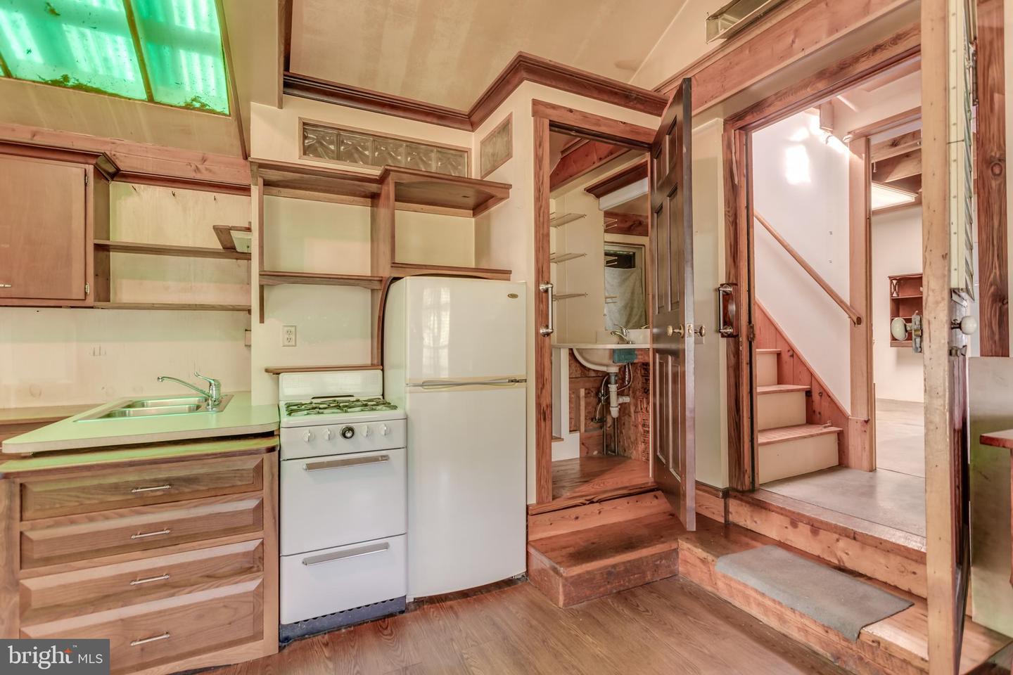 218 TREADWELL ST, BERRYVILLE, Virginia 22611, 5 Bedrooms Bedrooms, ,5 BathroomsBathrooms,Residential,For sale,218 TREADWELL ST,VACL2003898 MLS # VACL2003898