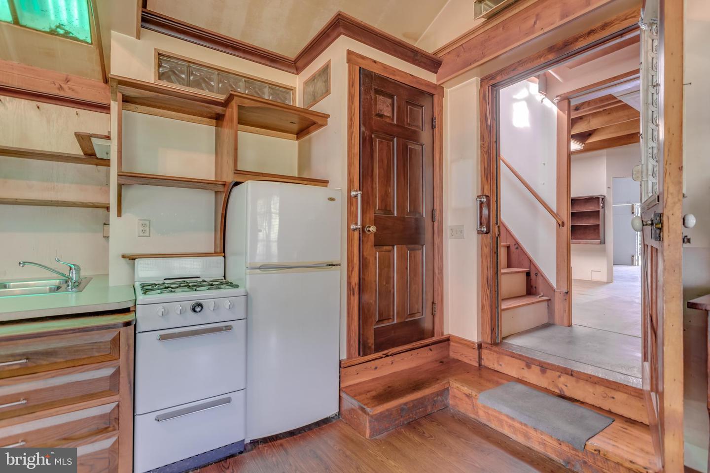 218 TREADWELL ST, BERRYVILLE, Virginia 22611, 5 Bedrooms Bedrooms, ,5 BathroomsBathrooms,Residential,For sale,218 TREADWELL ST,VACL2003898 MLS # VACL2003898