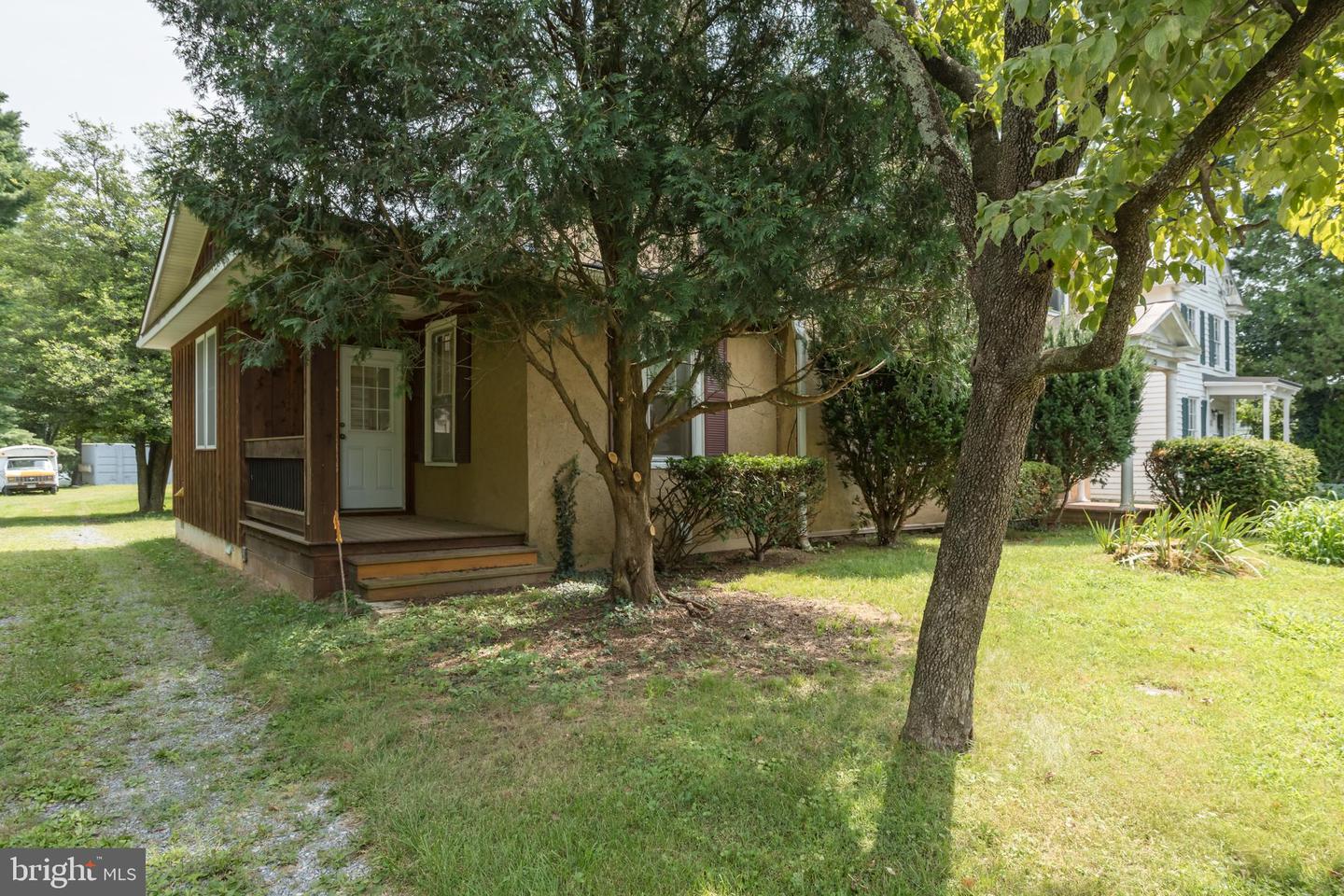 218 TREADWELL ST, BERRYVILLE, Virginia 22611, 5 Bedrooms Bedrooms, ,5 BathroomsBathrooms,Residential,For sale,218 TREADWELL ST,VACL2003898 MLS # VACL2003898