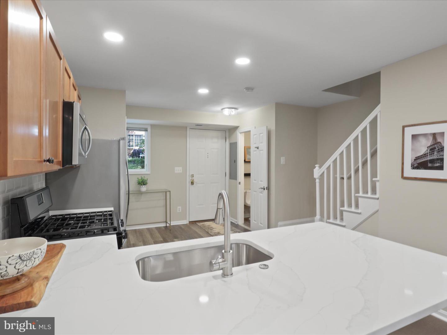 5270 MARIS AVE, ALEXANDRIA, Virginia 22304, 2 Bedrooms Bedrooms, ,1 BathroomBathrooms,Residential,For sale,5270 MARIS AVE,VAAX2047364 MLS # VAAX2047364