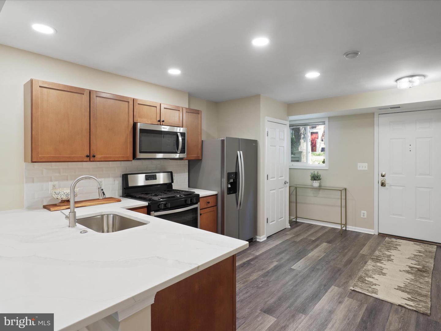 5270 MARIS AVE, ALEXANDRIA, Virginia 22304, 2 Bedrooms Bedrooms, ,1 BathroomBathrooms,Residential,For sale,5270 MARIS AVE,VAAX2047364 MLS # VAAX2047364