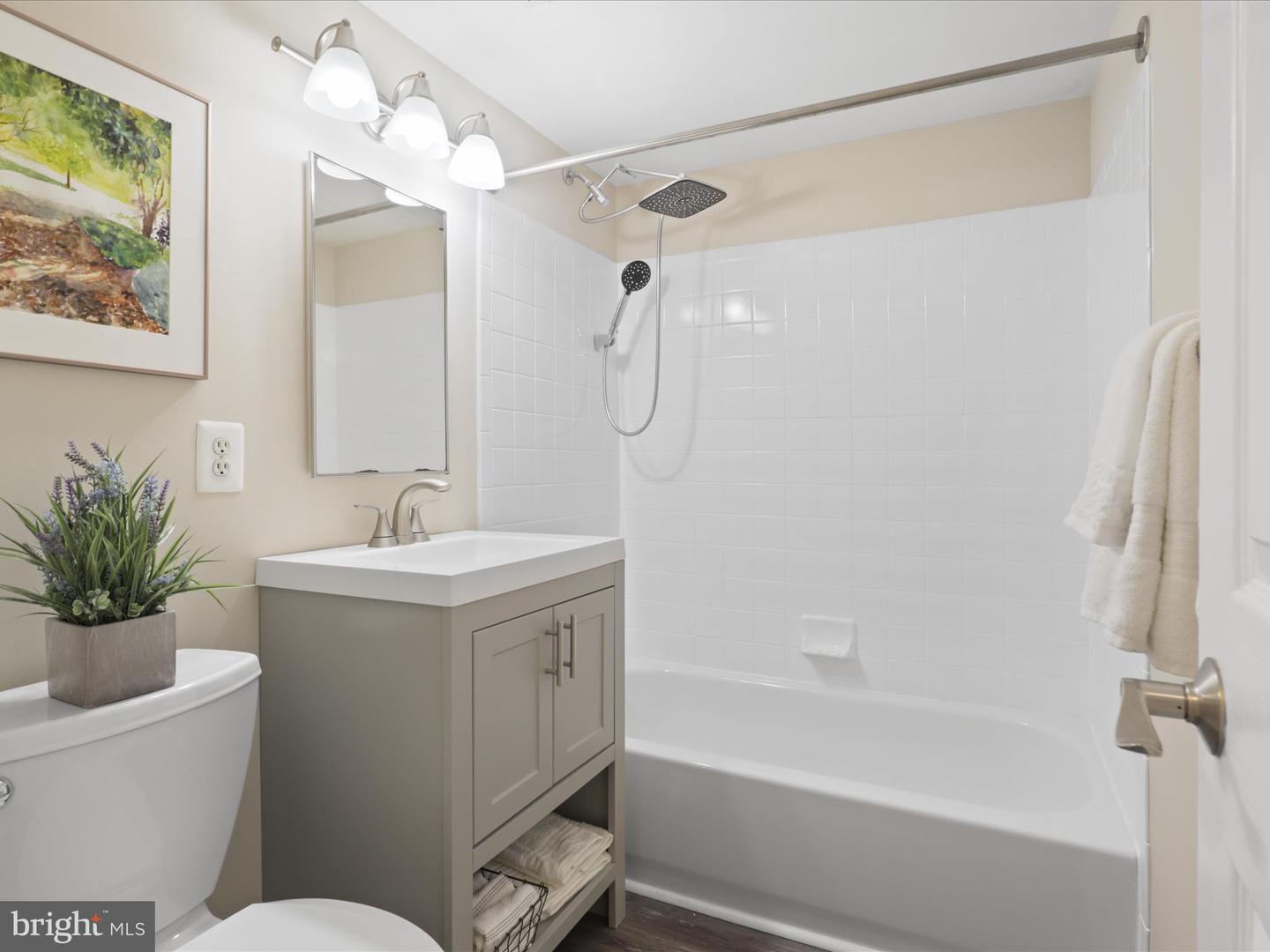 5270 MARIS AVE, ALEXANDRIA, Virginia 22304, 2 Bedrooms Bedrooms, ,1 BathroomBathrooms,Residential,For sale,5270 MARIS AVE,VAAX2047364 MLS # VAAX2047364