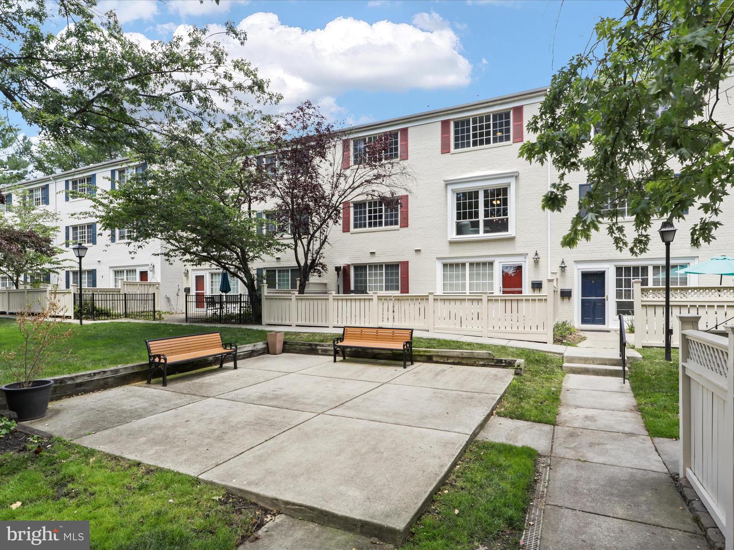 5270 MARIS AVE, ALEXANDRIA, Virginia 22304, 2 Bedrooms Bedrooms, ,1 BathroomBathrooms,Residential,For sale,5270 MARIS AVE,VAAX2047364 MLS # VAAX2047364