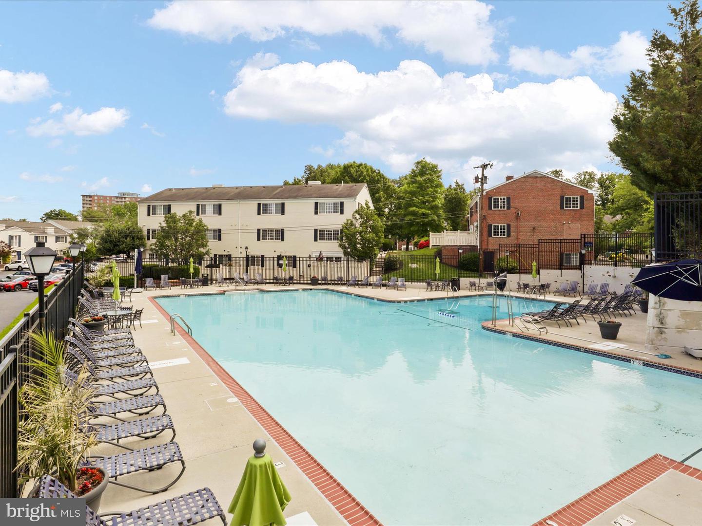 5270 MARIS AVE, ALEXANDRIA, Virginia 22304, 2 Bedrooms Bedrooms, ,1 BathroomBathrooms,Residential,For sale,5270 MARIS AVE,VAAX2047364 MLS # VAAX2047364