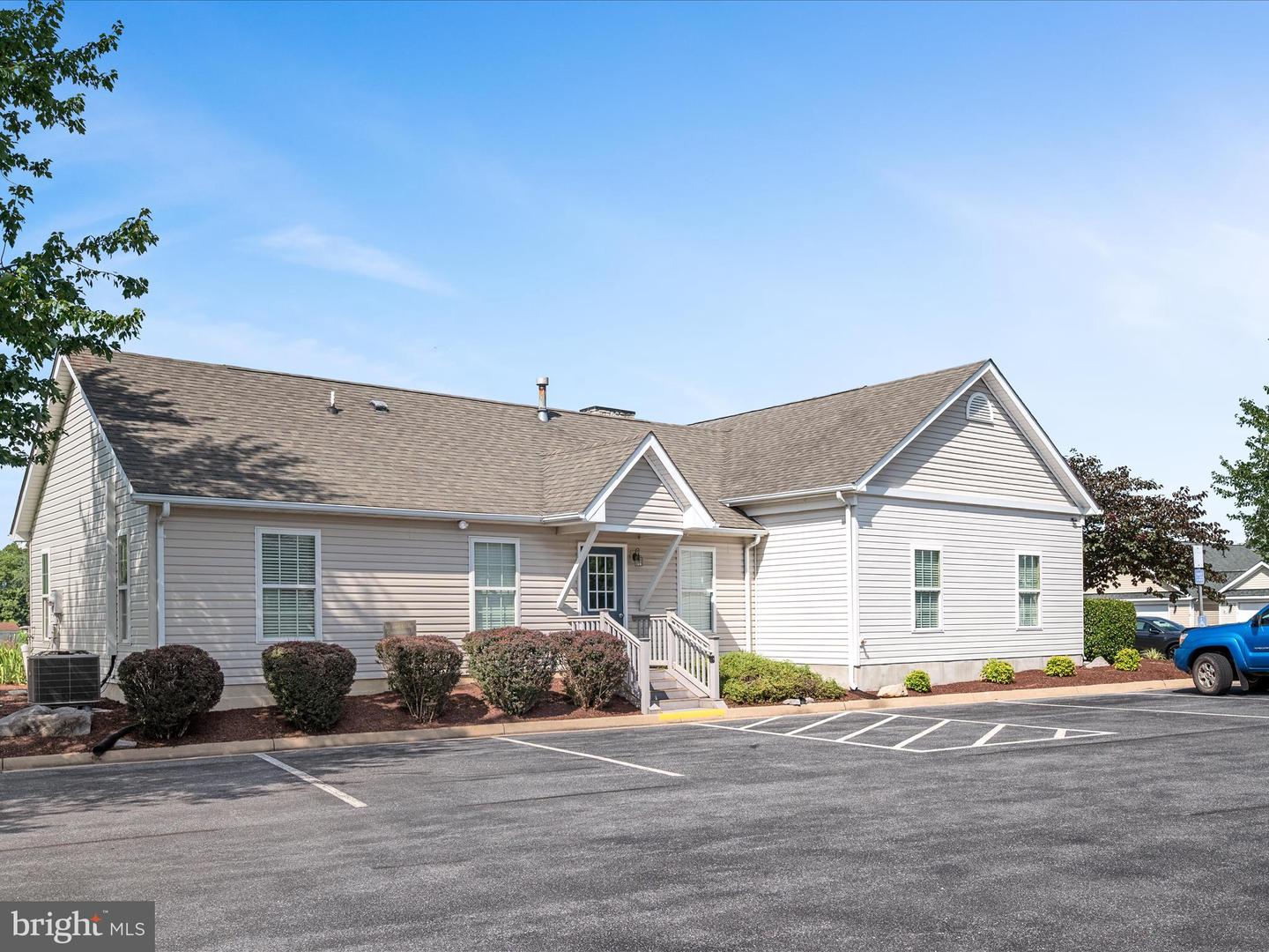 101 ROSEWOOD LN, WINCHESTER, Virginia 22602, 2 Bedrooms Bedrooms, ,2 BathroomsBathrooms,Residential,For sale,101 ROSEWOOD LN,VAFV2035408 MLS # VAFV2035408