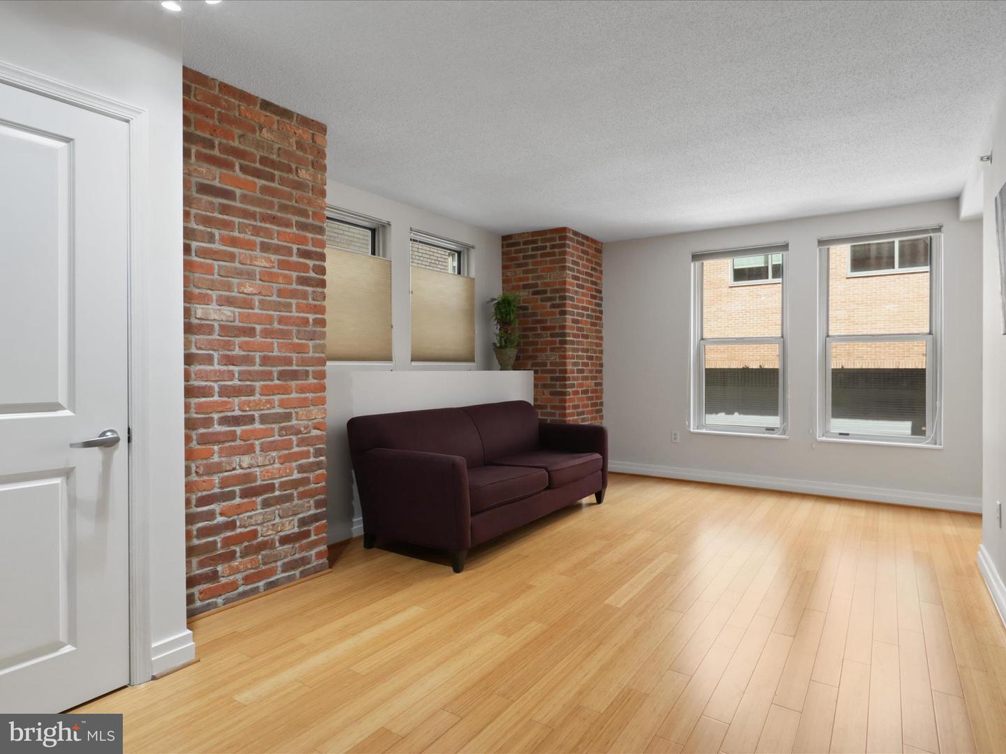 915 E ST NW #301, WASHINGTON, District Of Columbia 20004, 1 Bedroom Bedrooms, ,1 BathroomBathrooms,Residential,For sale,915 E ST NW #301,DCDC2210166 MLS # DCDC2210166