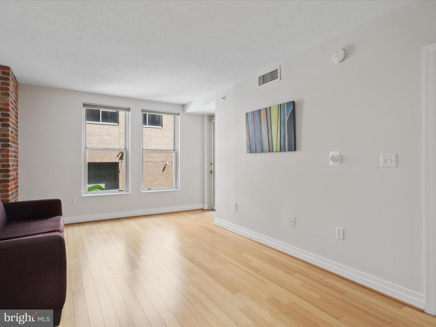 915 E ST NW #301, WASHINGTON, District Of Columbia 20004, 1 Bedroom Bedrooms, ,1 BathroomBathrooms,Residential,For sale,915 E ST NW #301,DCDC2210166 MLS # DCDC2210166