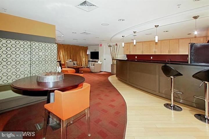 915 E ST NW #301, WASHINGTON, District Of Columbia 20004, 1 Bedroom Bedrooms, ,1 BathroomBathrooms,Residential,For sale,915 E ST NW #301,DCDC2210166 MLS # DCDC2210166