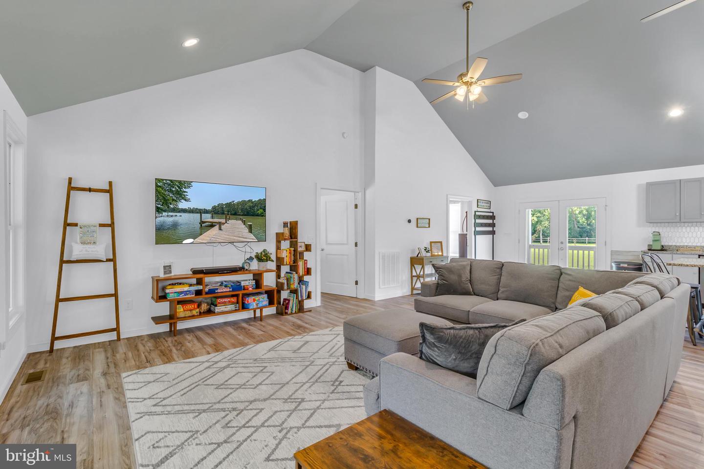 408 SMITH POINT RD, REEDVILLE, Virginia 22539, 3 Bedrooms Bedrooms, 5 Rooms Rooms,2 BathroomsBathrooms,Residential,For sale,408 SMITH POINT RD,VANV2001674 MLS # VANV2001674