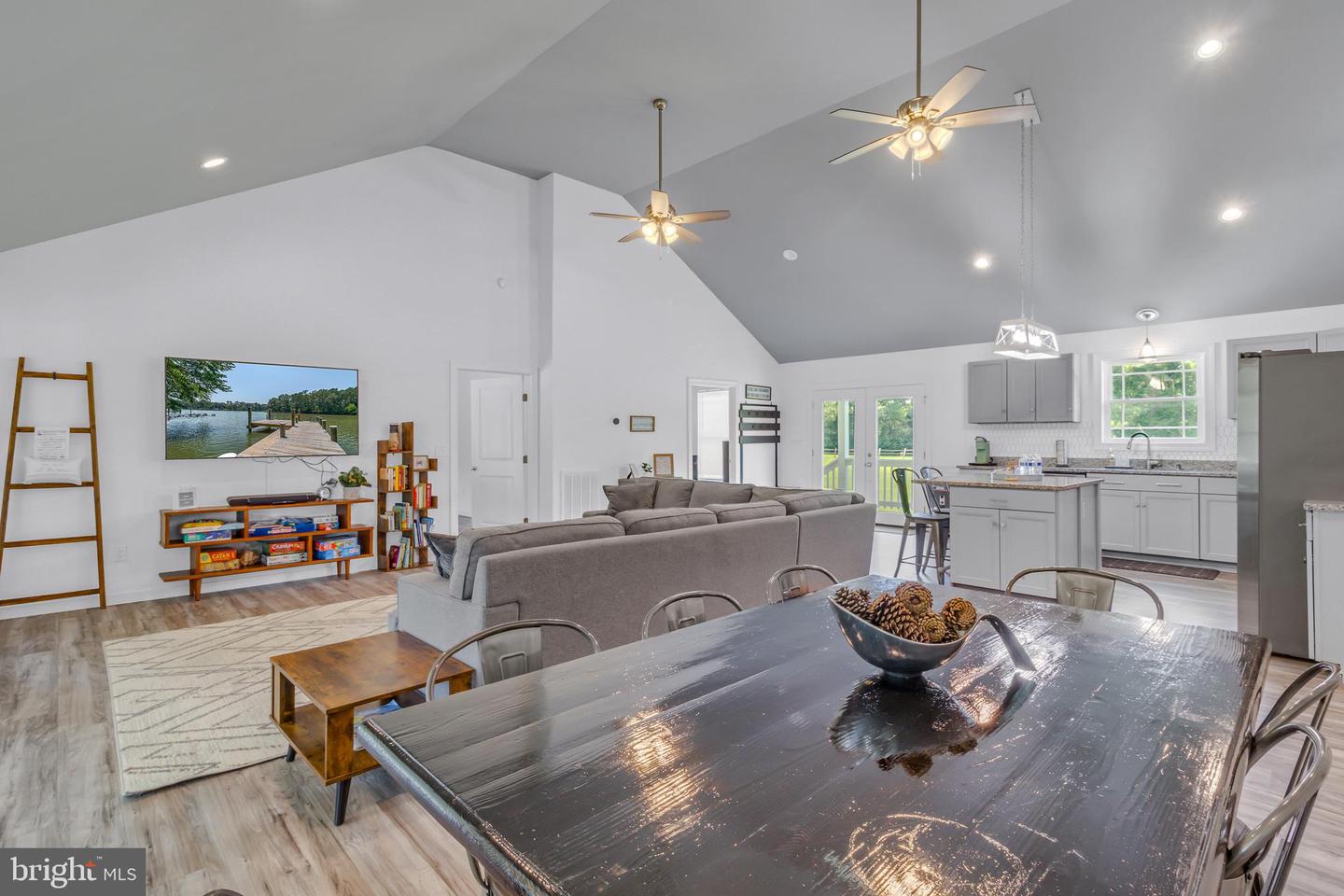 408 SMITH POINT RD, REEDVILLE, Virginia 22539, 3 Bedrooms Bedrooms, 5 Rooms Rooms,2 BathroomsBathrooms,Residential,For sale,408 SMITH POINT RD,VANV2001674 MLS # VANV2001674
