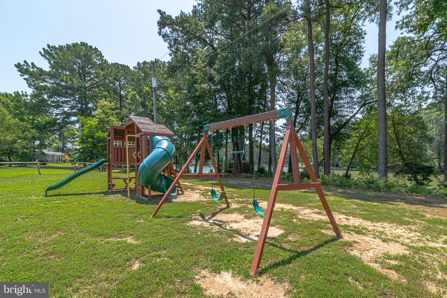 408 SMITH POINT RD, REEDVILLE, Virginia 22539, 3 Bedrooms Bedrooms, 5 Rooms Rooms,2 BathroomsBathrooms,Residential,For sale,408 SMITH POINT RD,VANV2001674 MLS # VANV2001674