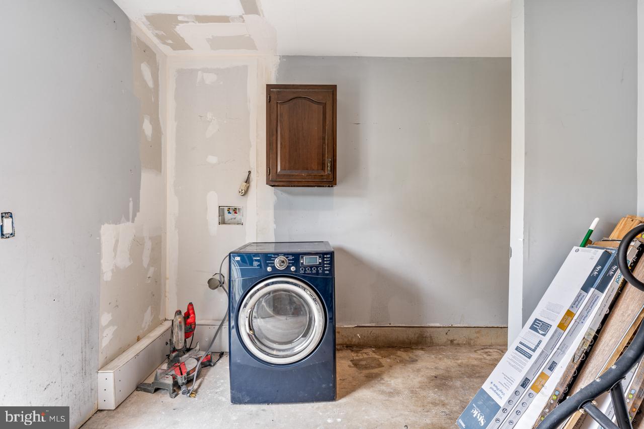 5562 SAINT CHARLES DR, WOODBRIDGE, Virginia 22193, 3 Bedrooms Bedrooms, ,2 BathroomsBathrooms,Residential,For sale,5562 SAINT CHARLES DR,VAPW2099292 MLS # VAPW2099292