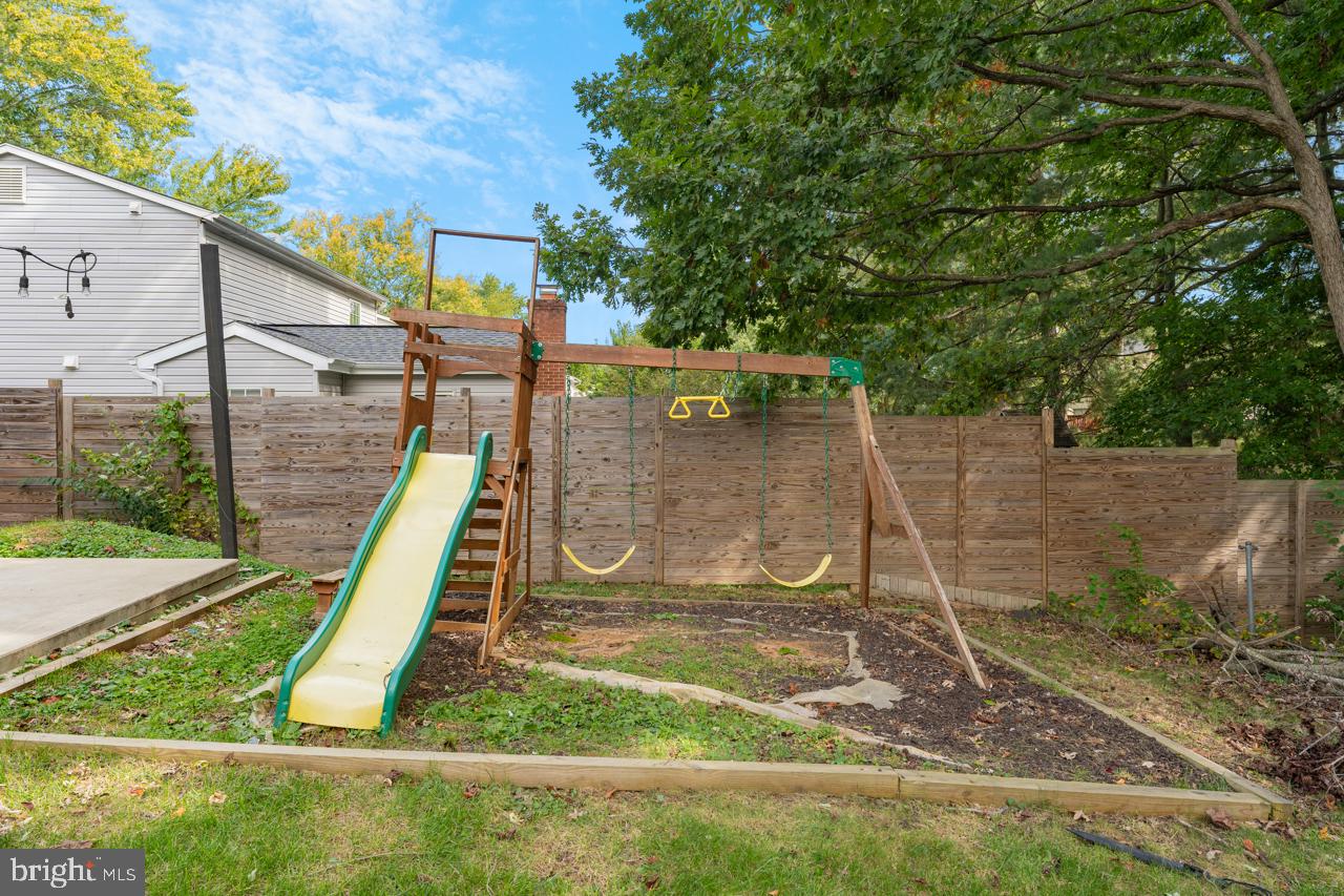 5562 SAINT CHARLES DR, WOODBRIDGE, Virginia 22193, 3 Bedrooms Bedrooms, ,2 BathroomsBathrooms,Residential,For sale,5562 SAINT CHARLES DR,VAPW2099292 MLS # VAPW2099292