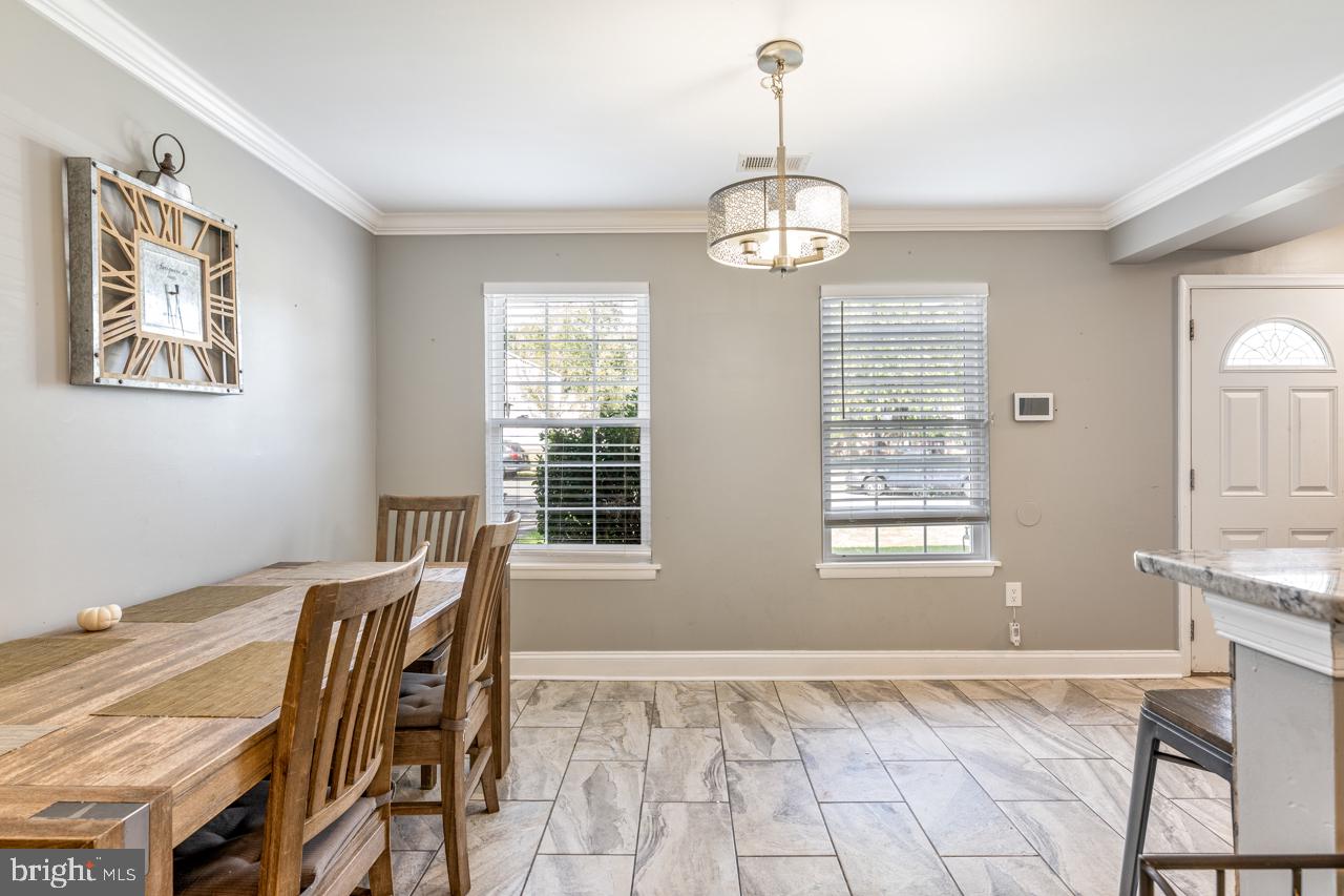 5562 SAINT CHARLES DR, WOODBRIDGE, Virginia 22193, 3 Bedrooms Bedrooms, ,2 BathroomsBathrooms,Residential,For sale,5562 SAINT CHARLES DR,VAPW2099292 MLS # VAPW2099292