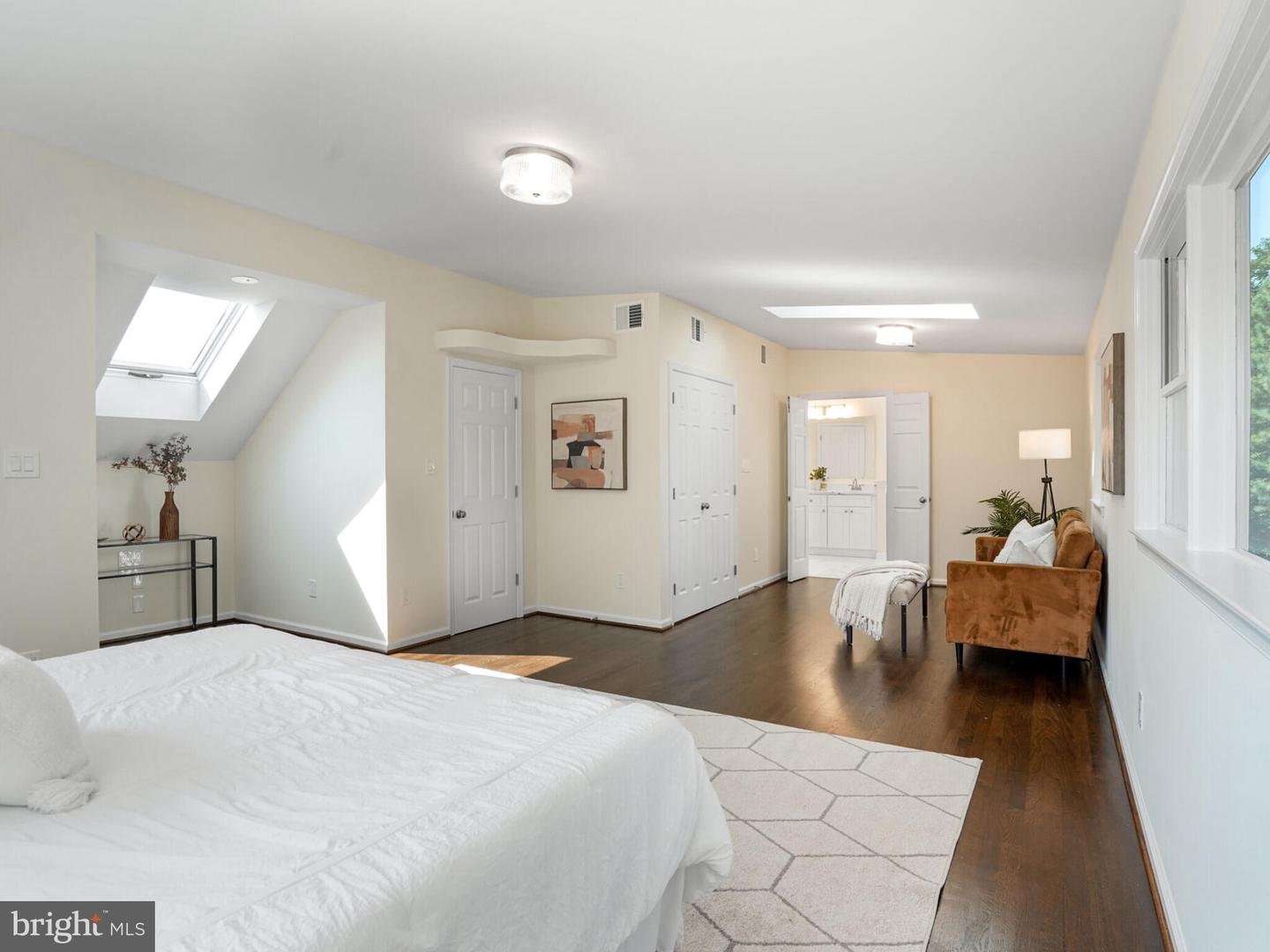 1912 YOUNGBLOOD ST, MCLEAN, Virginia 22101, 5 Bedrooms Bedrooms, ,3 BathroomsBathrooms,Residential,For sale,1912 YOUNGBLOOD ST,VAFX2256000 MLS # VAFX2256000