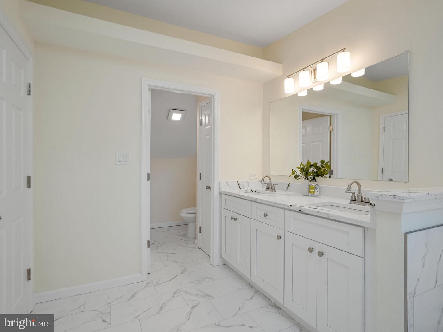 1912 YOUNGBLOOD ST, MCLEAN, Virginia 22101, 5 Bedrooms Bedrooms, ,3 BathroomsBathrooms,Residential,For sale,1912 YOUNGBLOOD ST,VAFX2256000 MLS # VAFX2256000