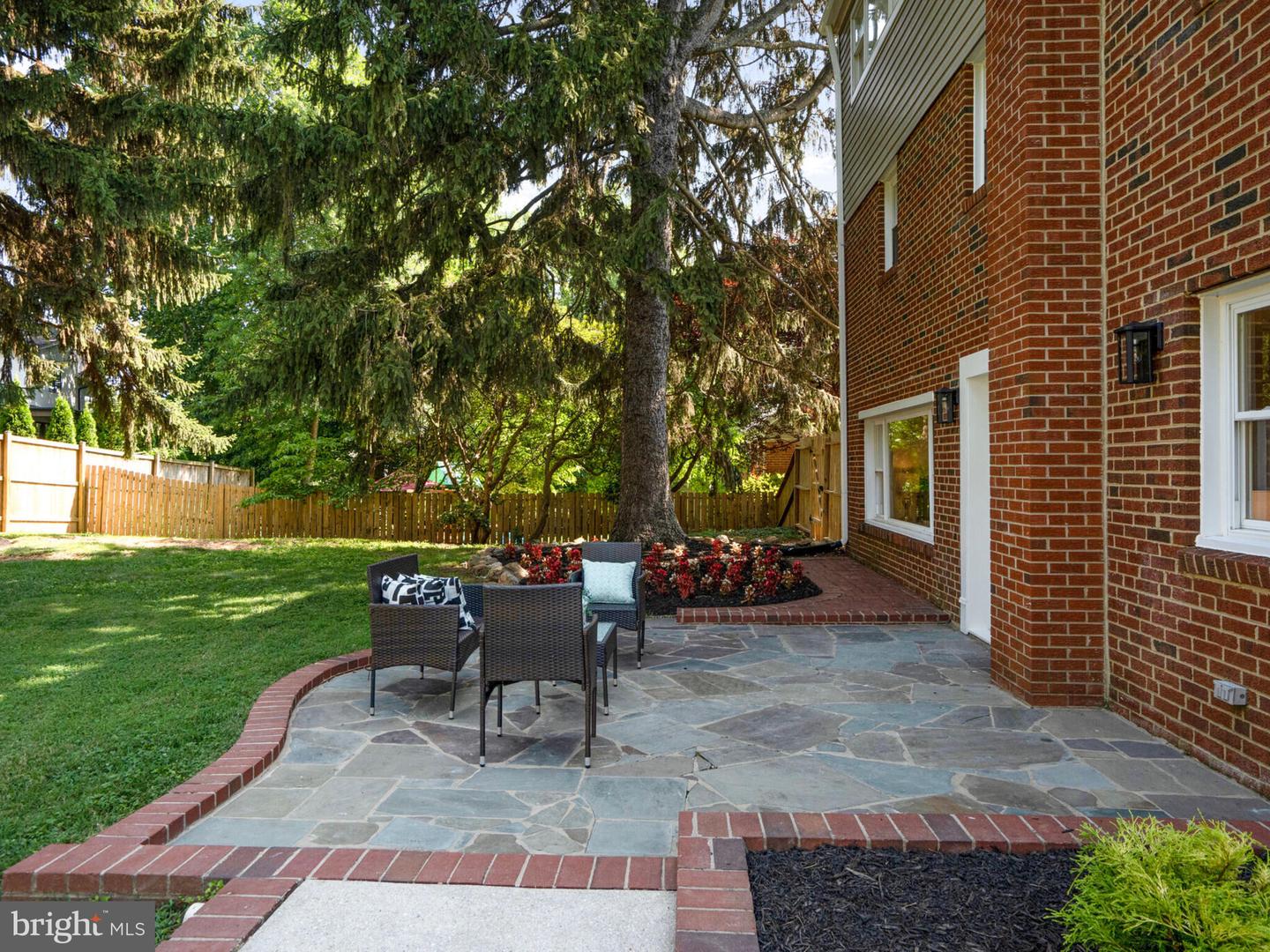 1912 YOUNGBLOOD ST, MCLEAN, Virginia 22101, 5 Bedrooms Bedrooms, ,3 BathroomsBathrooms,Residential,For sale,1912 YOUNGBLOOD ST,VAFX2256000 MLS # VAFX2256000
