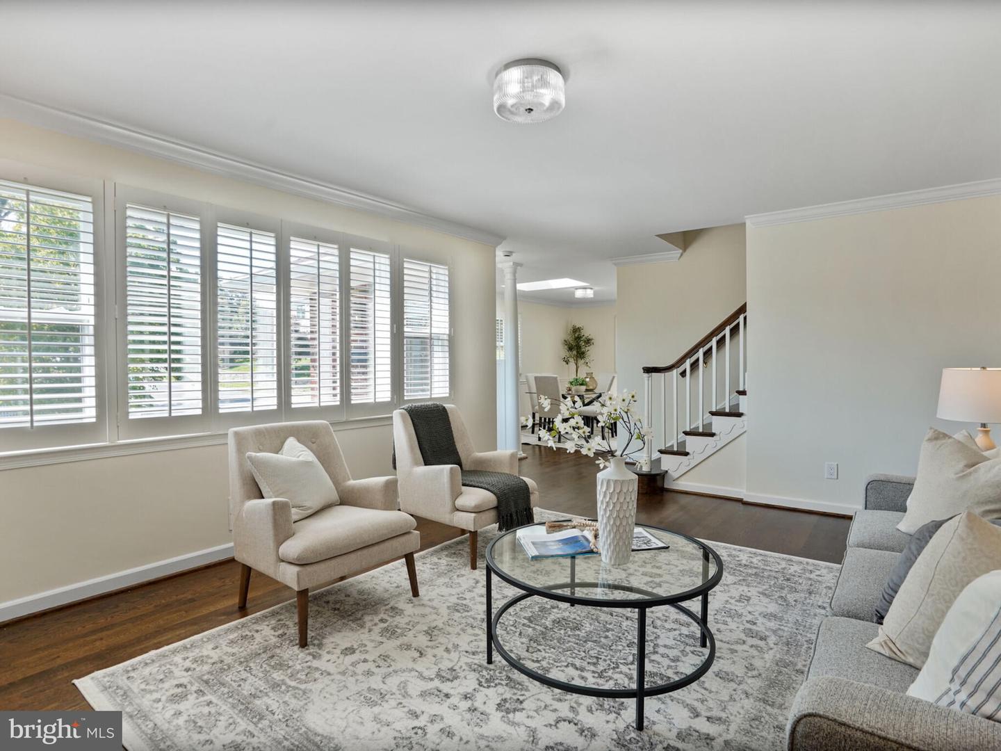 1912 YOUNGBLOOD ST, MCLEAN, Virginia 22101, 5 Bedrooms Bedrooms, ,3 BathroomsBathrooms,Residential,For sale,1912 YOUNGBLOOD ST,VAFX2256000 MLS # VAFX2256000