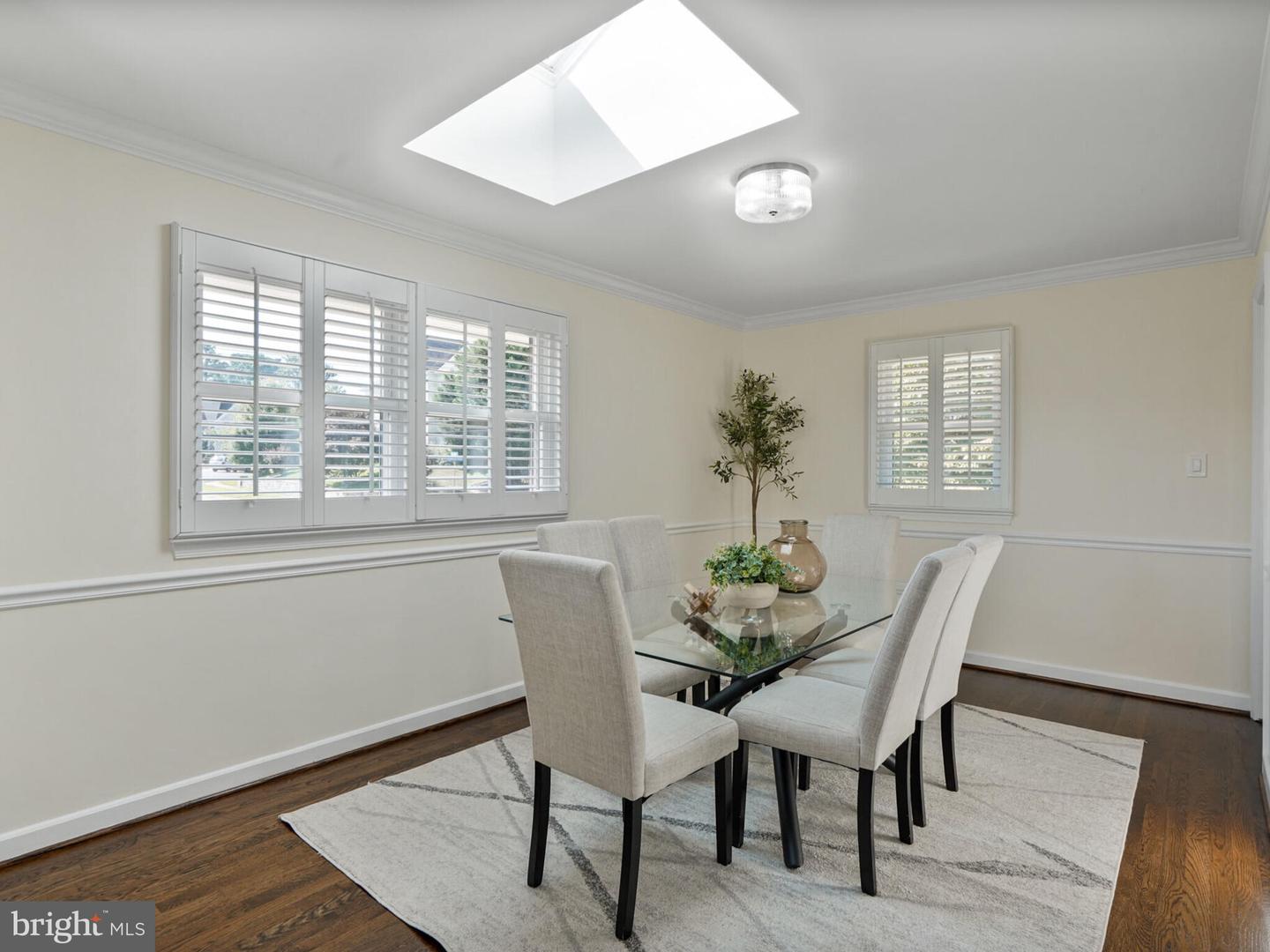 1912 YOUNGBLOOD ST, MCLEAN, Virginia 22101, 5 Bedrooms Bedrooms, ,3 BathroomsBathrooms,Residential,For sale,1912 YOUNGBLOOD ST,VAFX2256000 MLS # VAFX2256000