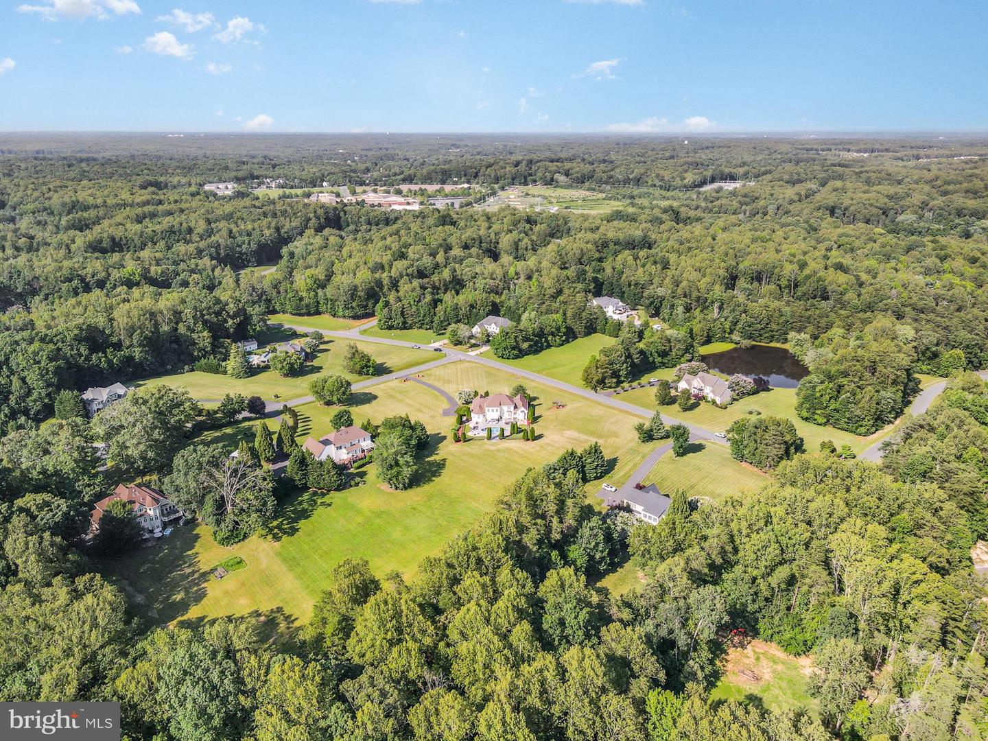 5 SMALL BEAR CT, STAFFORD, Virginia 22556, 5 Bedrooms Bedrooms, ,4 BathroomsBathrooms,Residential,For sale,5 SMALL BEAR CT,VAST2040984 MLS # VAST2040984