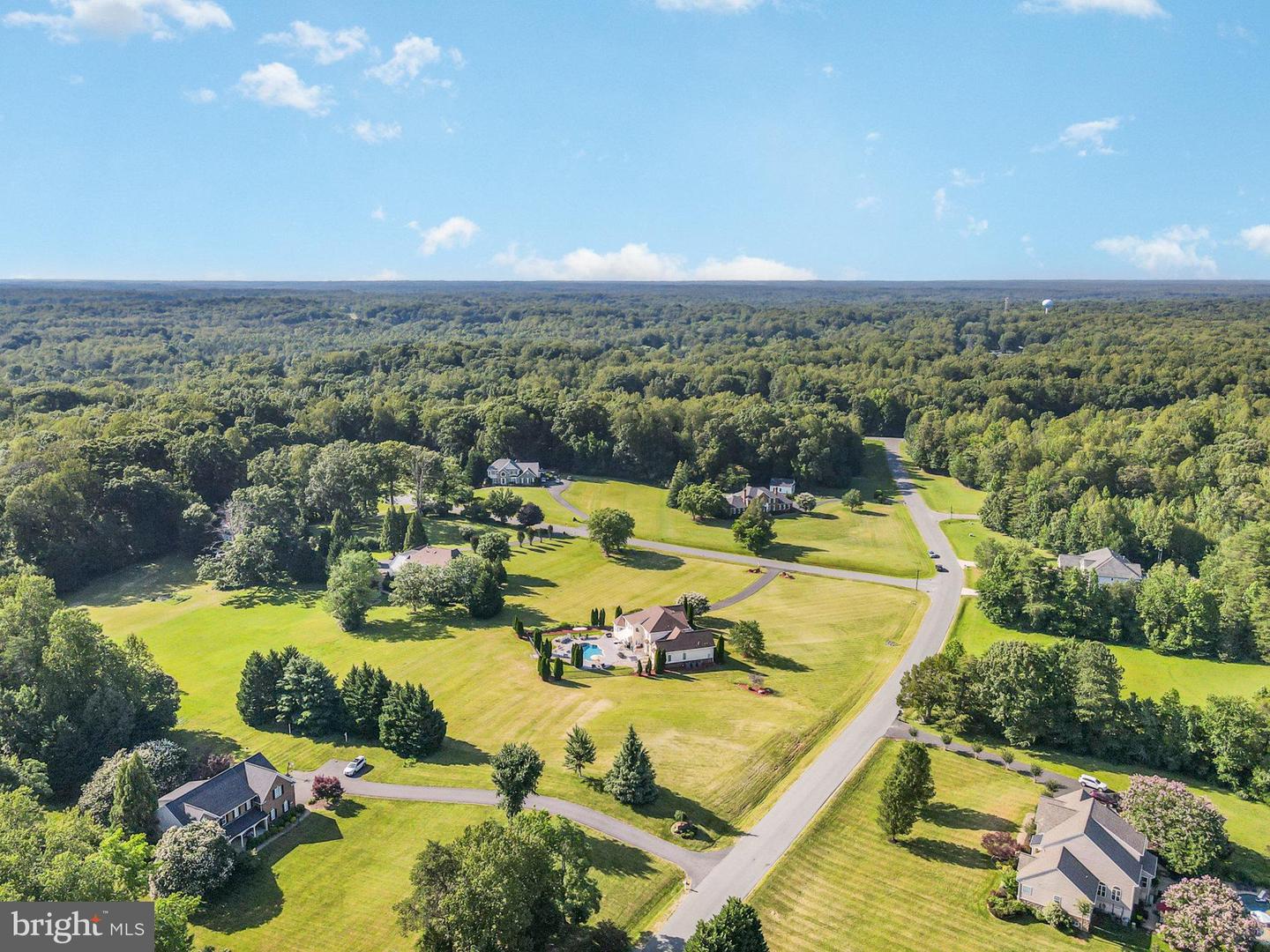 5 SMALL BEAR CT, STAFFORD, Virginia 22556, 5 Bedrooms Bedrooms, ,4 BathroomsBathrooms,Residential,For sale,5 SMALL BEAR CT,VAST2040984 MLS # VAST2040984