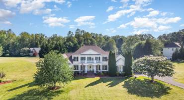 5 SMALL BEAR CT, STAFFORD, Virginia 22556, 5 Bedrooms Bedrooms, ,4 BathroomsBathrooms,Residential,For sale,5 SMALL BEAR CT,VAST2040984 MLS # VAST2040984
