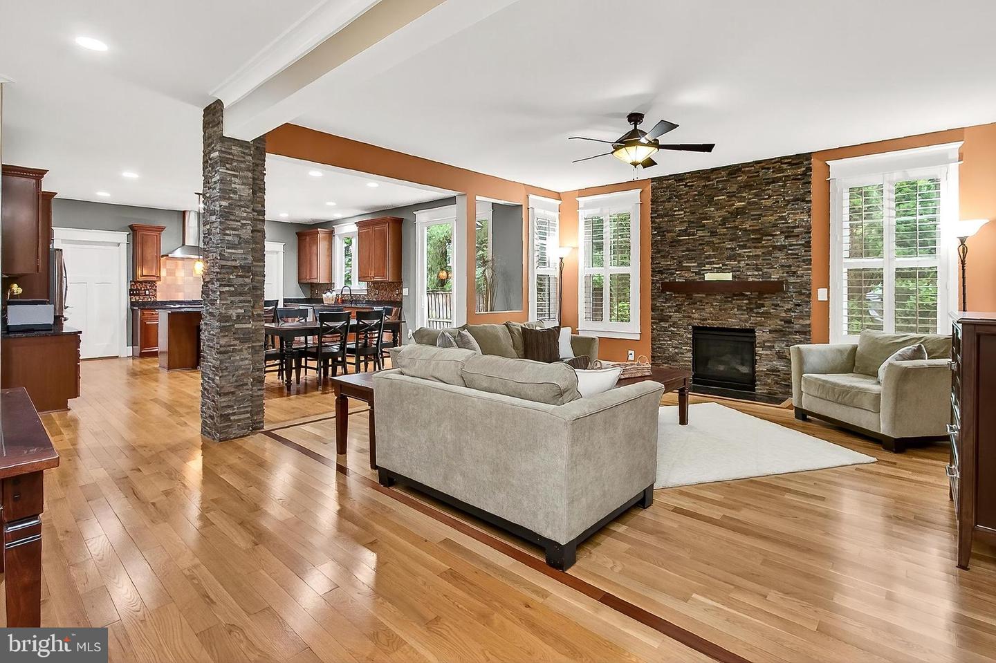 611 OAK HAVEN DR, FALLS CHURCH, Virginia 22046, 5 Bedrooms Bedrooms, ,4 BathroomsBathrooms,Residential,For sale,611 OAK HAVEN DR,VAFA2003144 MLS # VAFA2003144