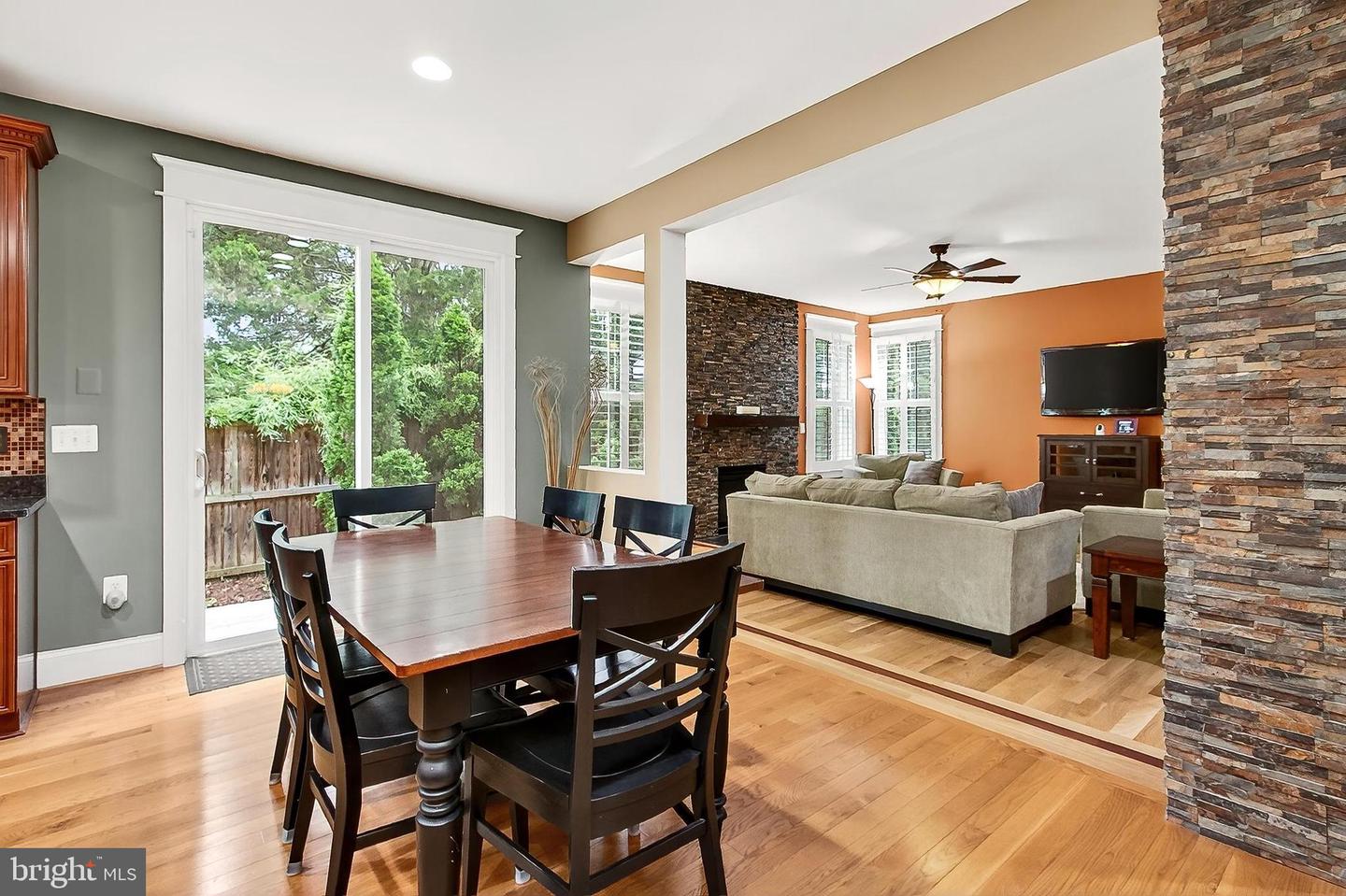 611 OAK HAVEN DR, FALLS CHURCH, Virginia 22046, 5 Bedrooms Bedrooms, ,4 BathroomsBathrooms,Residential,For sale,611 OAK HAVEN DR,VAFA2003144 MLS # VAFA2003144