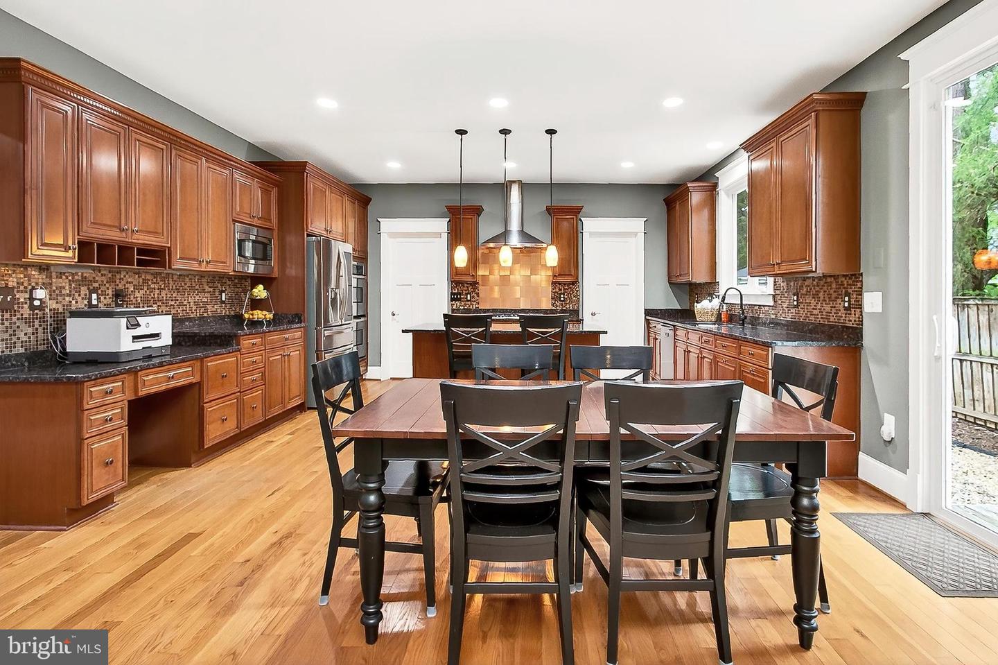 611 OAK HAVEN DR, FALLS CHURCH, Virginia 22046, 5 Bedrooms Bedrooms, ,4 BathroomsBathrooms,Residential,For sale,611 OAK HAVEN DR,VAFA2003144 MLS # VAFA2003144