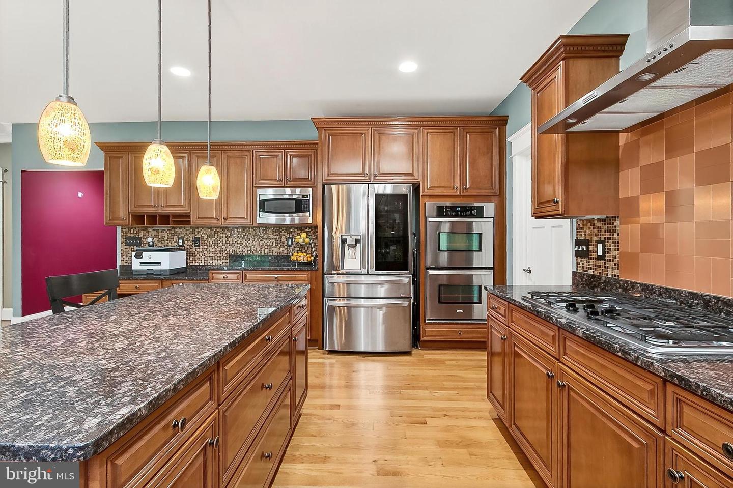 611 OAK HAVEN DR, FALLS CHURCH, Virginia 22046, 5 Bedrooms Bedrooms, ,4 BathroomsBathrooms,Residential,For sale,611 OAK HAVEN DR,VAFA2003144 MLS # VAFA2003144