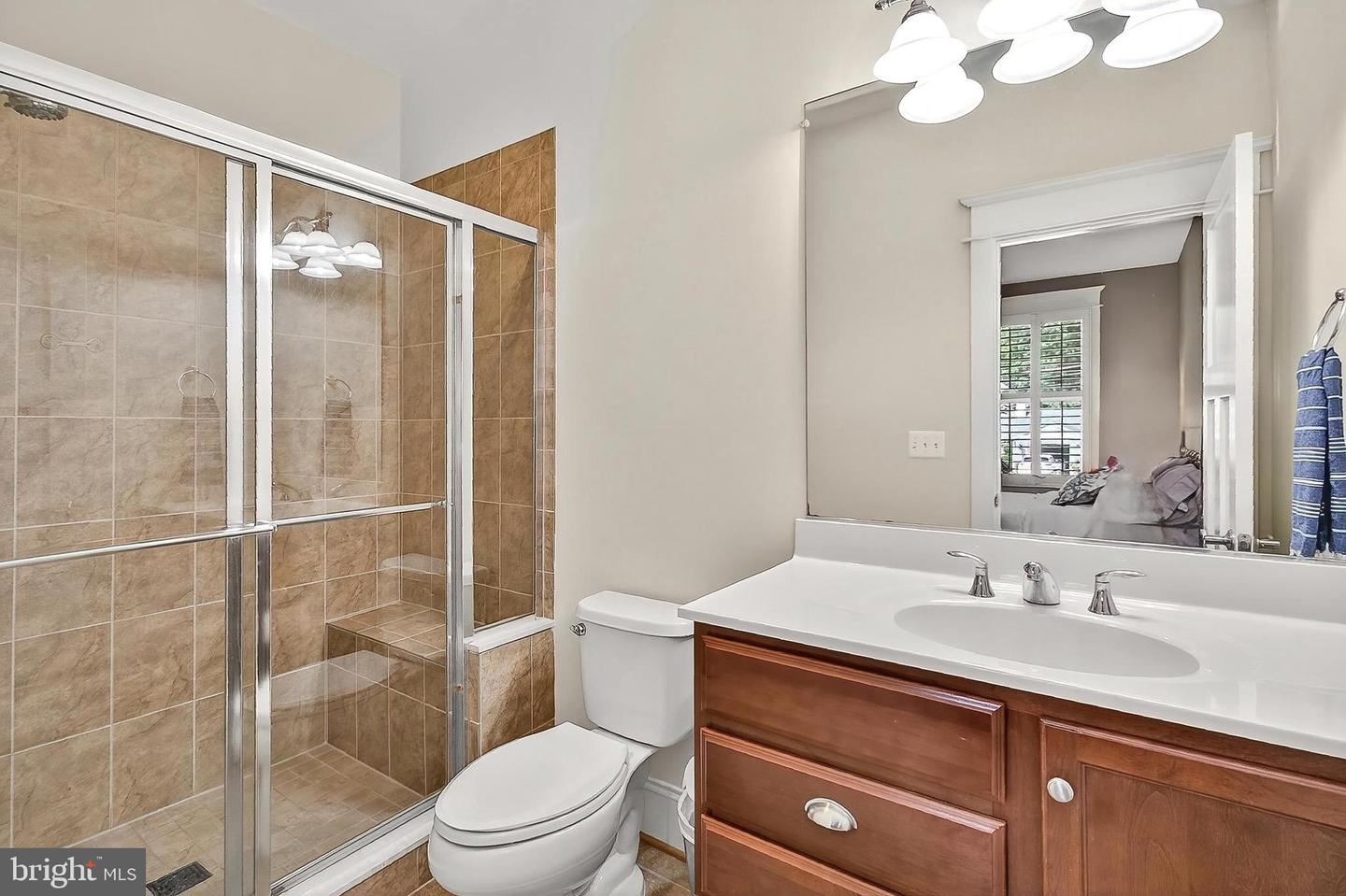 611 OAK HAVEN DR, FALLS CHURCH, Virginia 22046, 5 Bedrooms Bedrooms, ,4 BathroomsBathrooms,Residential,For sale,611 OAK HAVEN DR,VAFA2003144 MLS # VAFA2003144