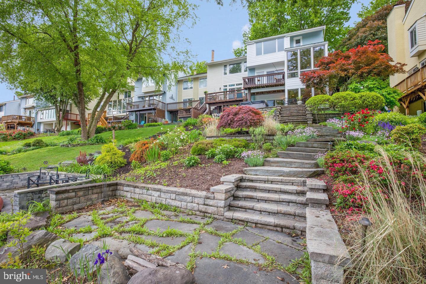 2001 CHADDS FORD DR, RESTON, Virginia 20191, 3 Bedrooms Bedrooms, ,3 BathroomsBathrooms,Residential,For sale,2001 CHADDS FORD DR,VAFX2256688 MLS # VAFX2256688