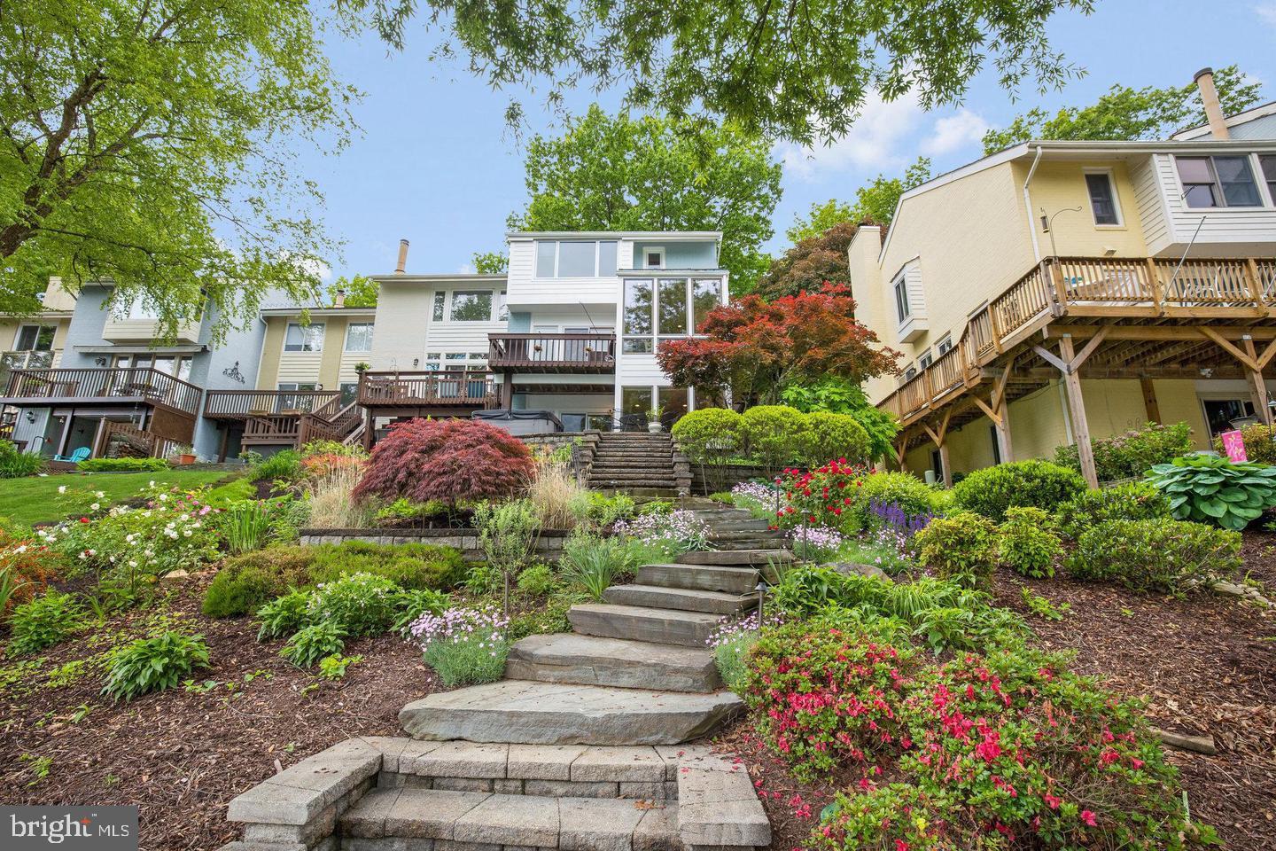 2001 CHADDS FORD DR, RESTON, Virginia 20191, 3 Bedrooms Bedrooms, ,3 BathroomsBathrooms,Residential,For sale,2001 CHADDS FORD DR,VAFX2256688 MLS # VAFX2256688