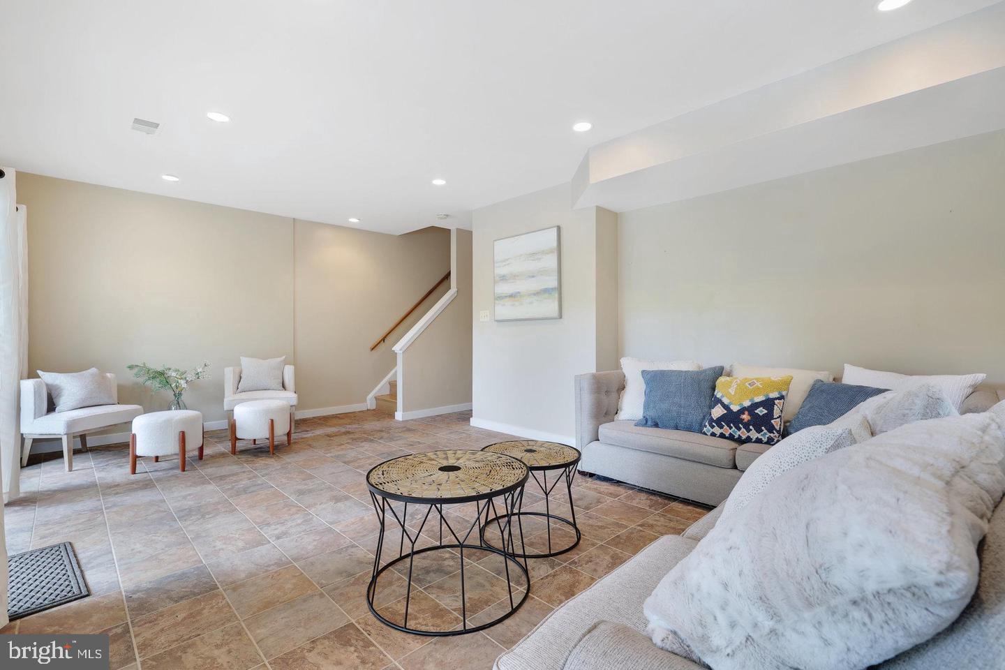 2001 CHADDS FORD DR, RESTON, Virginia 20191, 3 Bedrooms Bedrooms, ,3 BathroomsBathrooms,Residential,For sale,2001 CHADDS FORD DR,VAFX2256688 MLS # VAFX2256688