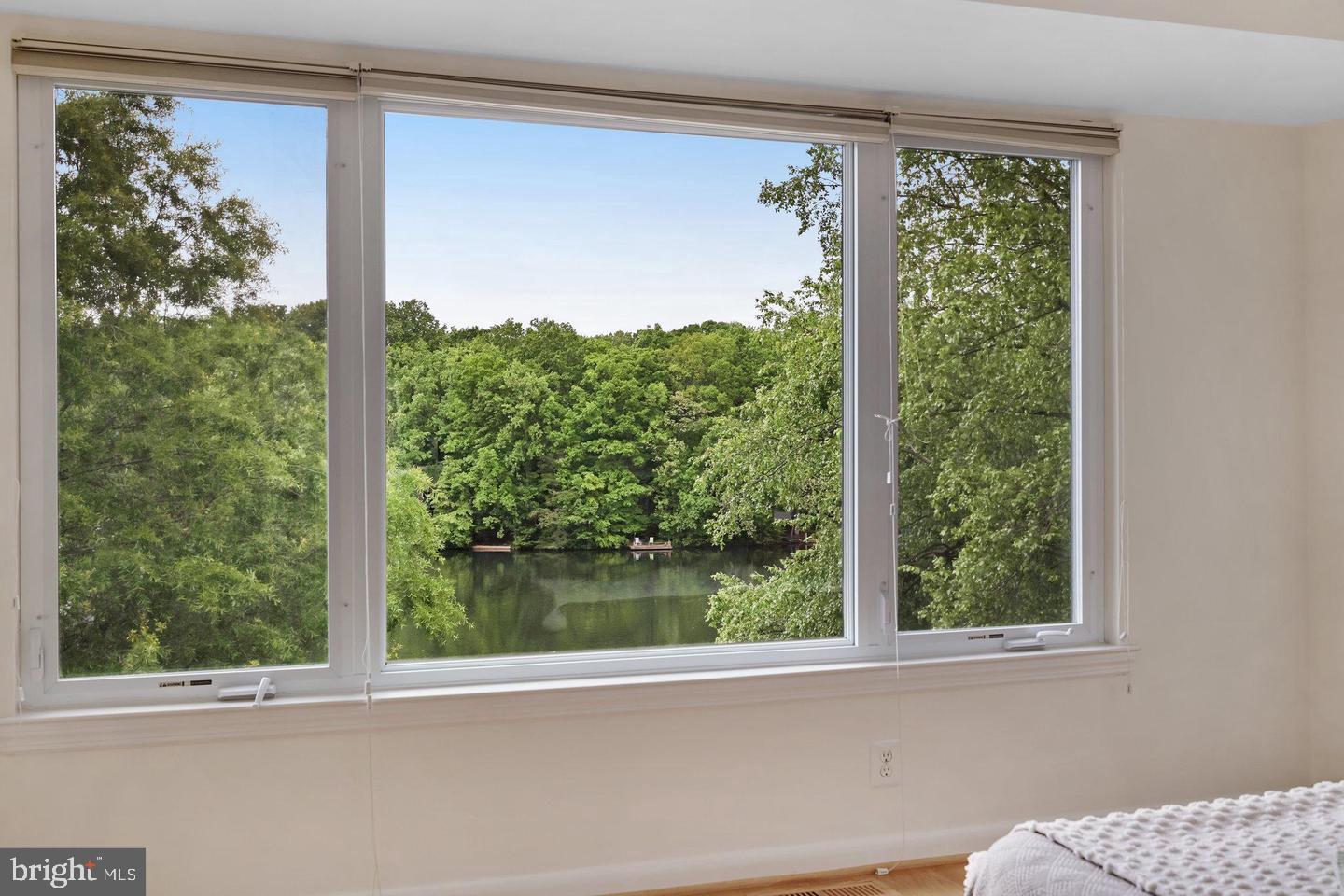 2001 CHADDS FORD DR, RESTON, Virginia 20191, 3 Bedrooms Bedrooms, ,3 BathroomsBathrooms,Residential,For sale,2001 CHADDS FORD DR,VAFX2256688 MLS # VAFX2256688
