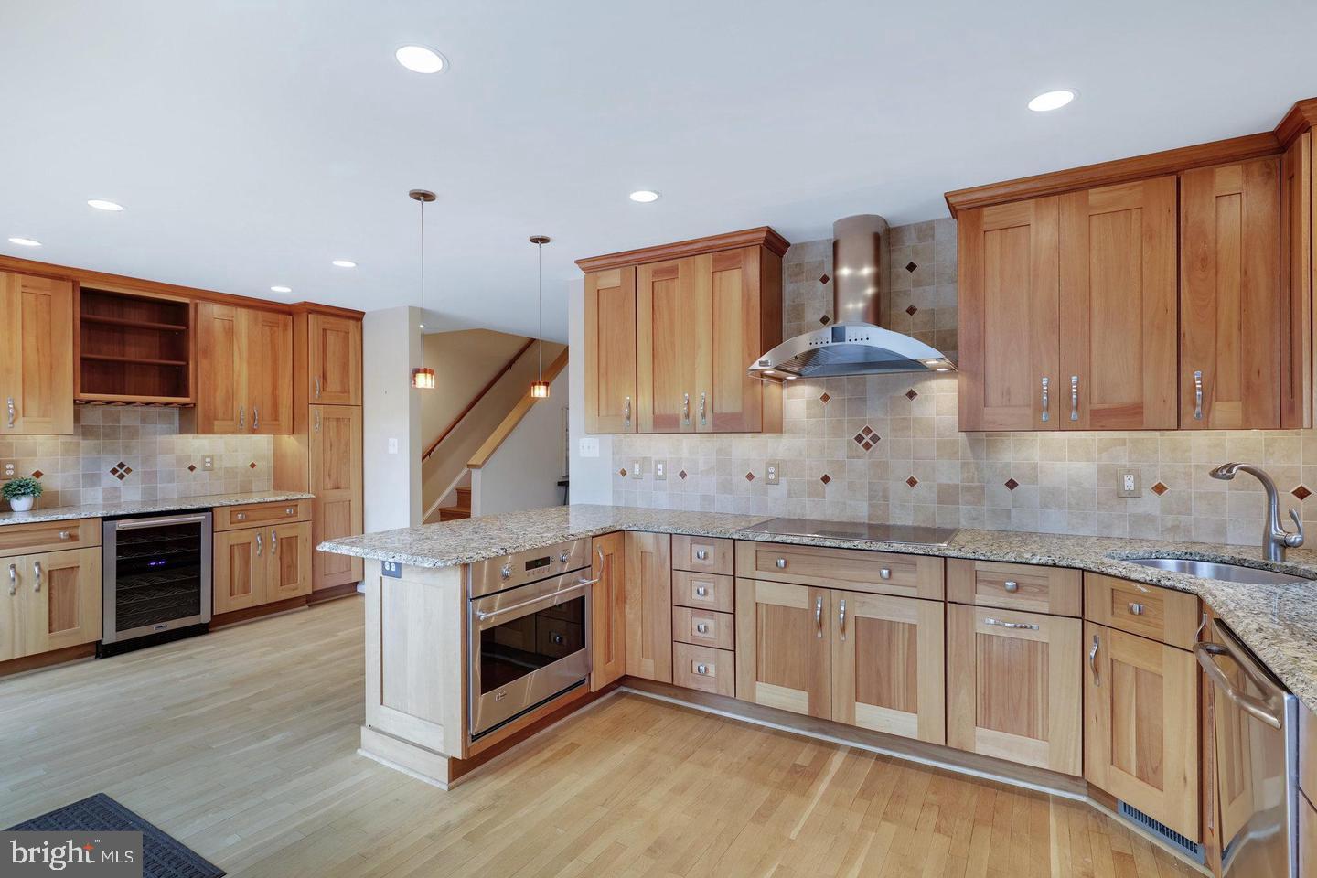 2001 CHADDS FORD DR, RESTON, Virginia 20191, 3 Bedrooms Bedrooms, ,3 BathroomsBathrooms,Residential,For sale,2001 CHADDS FORD DR,VAFX2256688 MLS # VAFX2256688