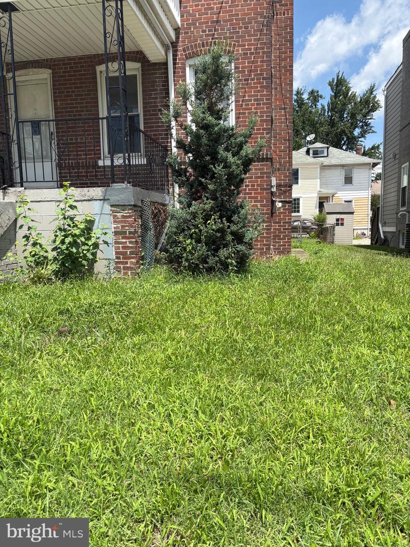 825 QUACKENBOS ST NW, WASHINGTON, District Of Columbia 20011, 4 Bedrooms Bedrooms, 3 Rooms Rooms,2 BathroomsBathrooms,Residential,For sale,825 QUACKENBOS ST NW,DCDC2211508 MLS # DCDC2211508