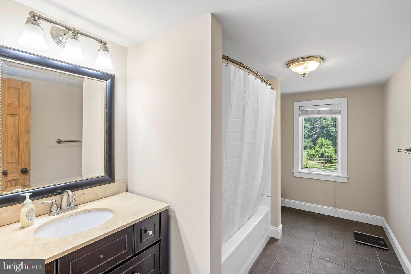 9467 OLD WATERLOO RD, WARRENTON, Virginia 20186, 3 Bedrooms Bedrooms, ,2 BathroomsBathrooms,Residential,For sale,9467 OLD WATERLOO RD,VAFQ2017586 MLS # VAFQ2017586