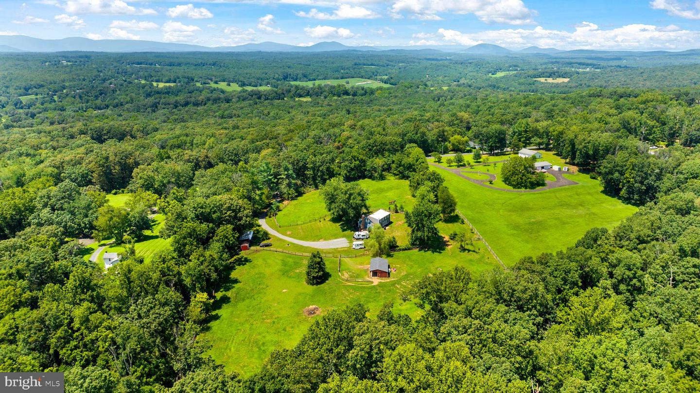 9467 OLD WATERLOO RD, WARRENTON, Virginia 20186, 3 Bedrooms Bedrooms, ,2 BathroomsBathrooms,Residential,For sale,9467 OLD WATERLOO RD,VAFQ2017586 MLS # VAFQ2017586