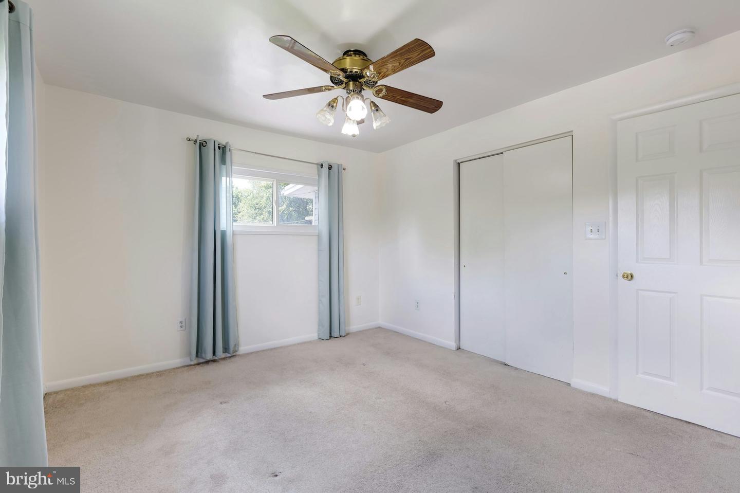 4200 ALLISON CIR, FAIRFAX, Virginia 22030, 3 Bedrooms Bedrooms, ,2 BathroomsBathrooms,Residential,For sale,4200 ALLISON CIR,VAFC2006682 MLS # VAFC2006682