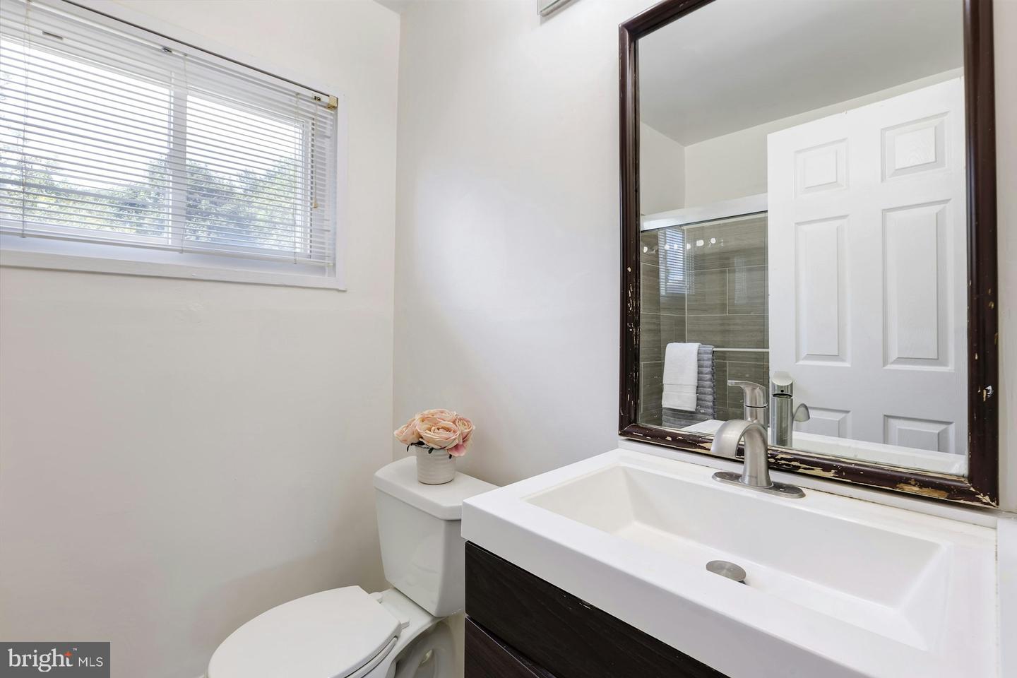 4200 ALLISON CIR, FAIRFAX, Virginia 22030, 3 Bedrooms Bedrooms, ,2 BathroomsBathrooms,Residential,For sale,4200 ALLISON CIR,VAFC2006682 MLS # VAFC2006682