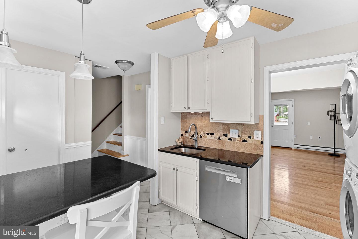 308 ROCK SPRING DR SW, LEESBURG, Virginia 20175, 3 Bedrooms Bedrooms, ,2 BathroomsBathrooms,Residential,For sale,308 ROCK SPRING DR SW,VALO2103092 MLS # VALO2103092