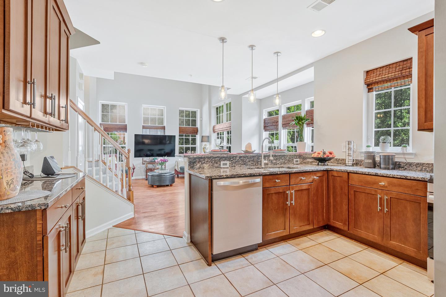 14555 MARLOW ST, GAINESVILLE, Virginia 20155, 2 Bedrooms Bedrooms, ,2 BathroomsBathrooms,Residential,For sale,14555 MARLOW ST,VAPW2099932 MLS # VAPW2099932