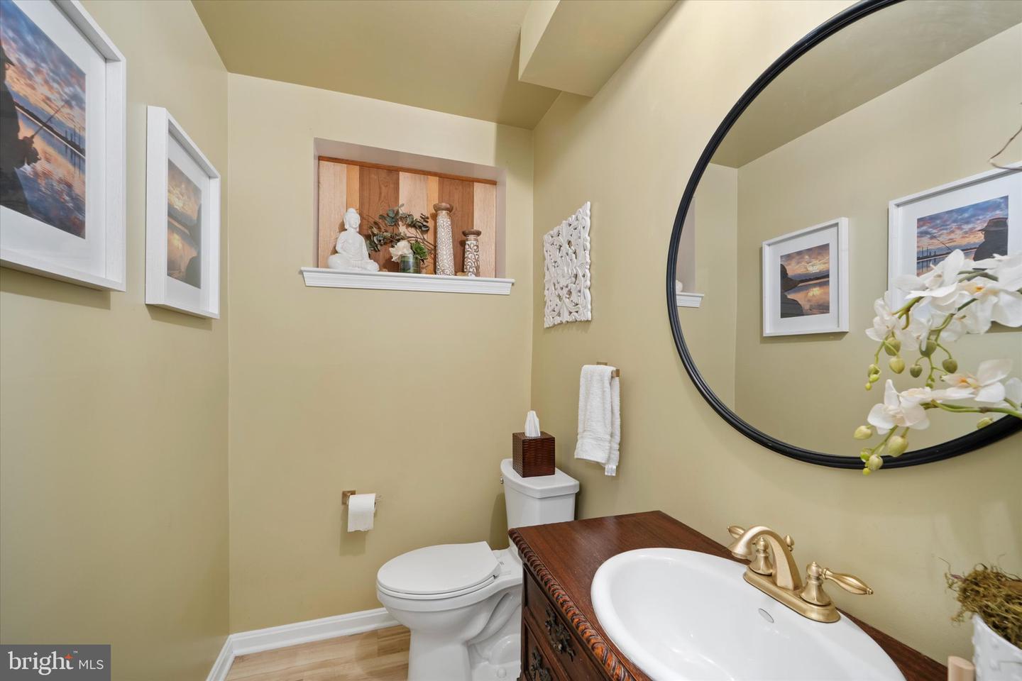 8121 TRURO CT, SPRINGFIELD, Virginia 22152, 3 Bedrooms Bedrooms, ,2 BathroomsBathrooms,Residential,For sale,8121 TRURO CT,VAFX2257406 MLS # VAFX2257406