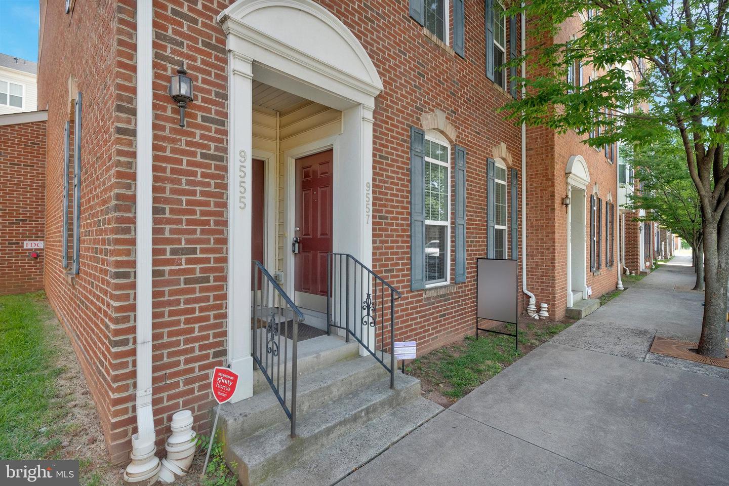 9557 CENTER ST, MANASSAS, Virginia 20110, 3 Bedrooms Bedrooms, ,2 BathroomsBathrooms,Residential,For sale,9557 CENTER ST,VAMN2009076 MLS # VAMN2009076