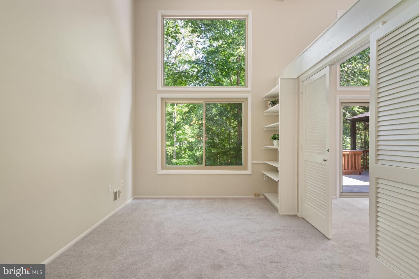 12302 MULBERRY CT, WOODBRIDGE, Virginia 22192, 4 Bedrooms Bedrooms, ,3 BathroomsBathrooms,Residential,For sale,12302 MULBERRY CT,VAPW2099990 MLS # VAPW2099990