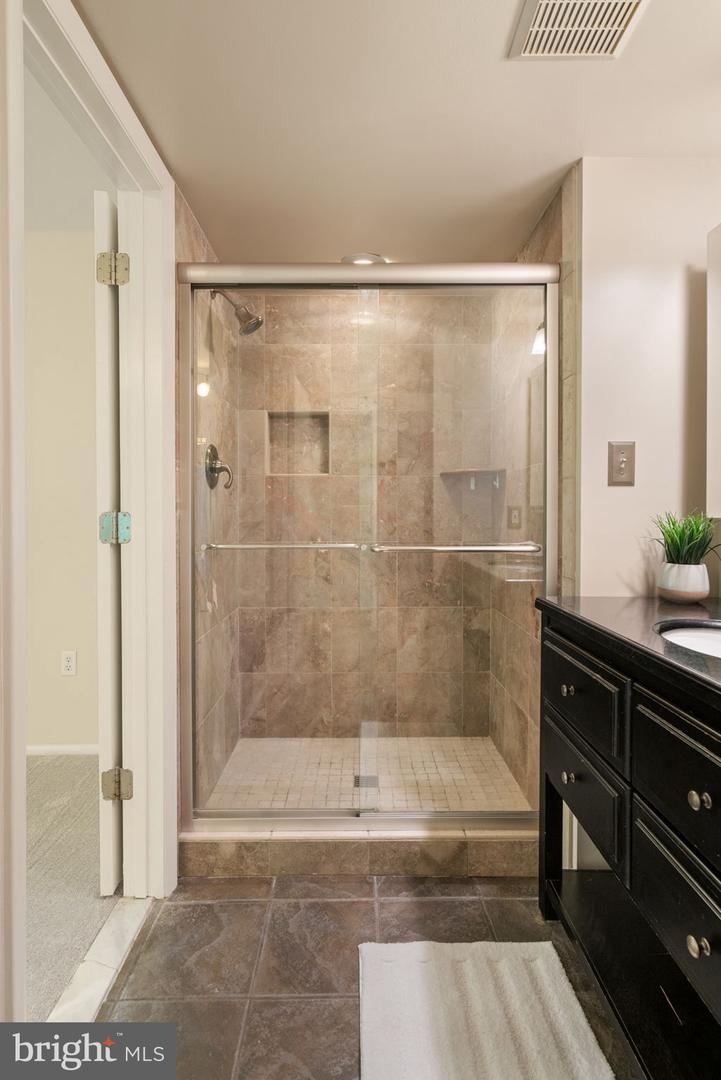 12302 MULBERRY CT, WOODBRIDGE, Virginia 22192, 4 Bedrooms Bedrooms, ,3 BathroomsBathrooms,Residential,For sale,12302 MULBERRY CT,VAPW2099990 MLS # VAPW2099990