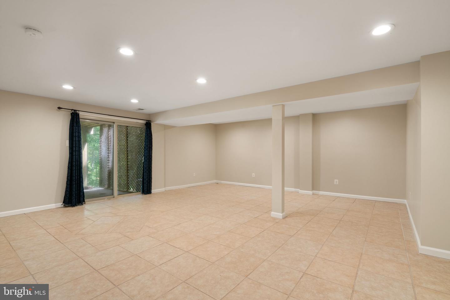 12302 MULBERRY CT, WOODBRIDGE, Virginia 22192, 4 Bedrooms Bedrooms, ,3 BathroomsBathrooms,Residential,For sale,12302 MULBERRY CT,VAPW2099990 MLS # VAPW2099990