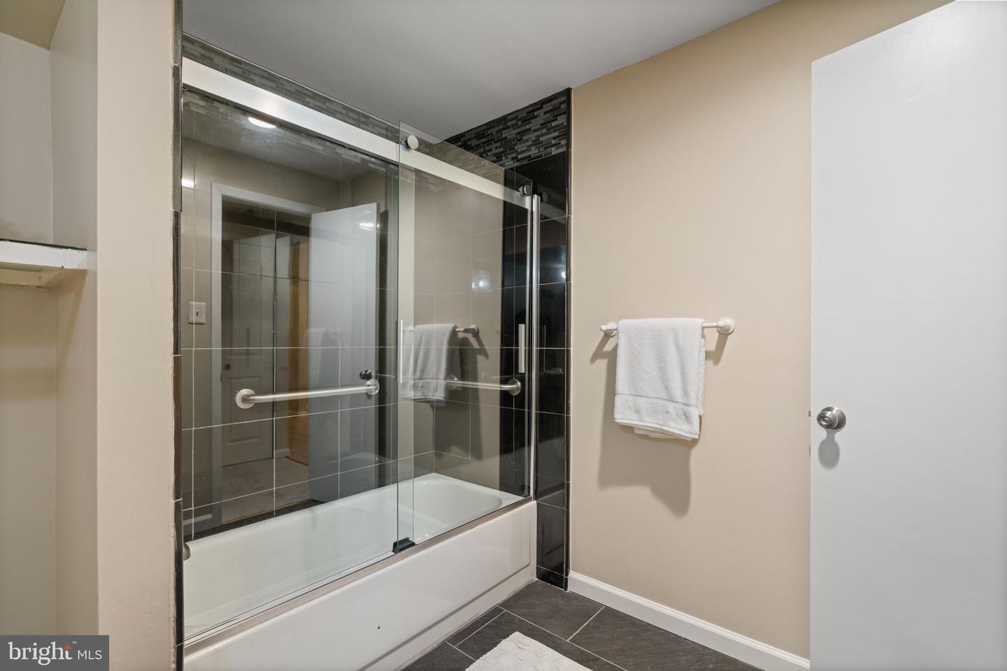 12302 MULBERRY CT, WOODBRIDGE, Virginia 22192, 4 Bedrooms Bedrooms, ,3 BathroomsBathrooms,Residential,For sale,12302 MULBERRY CT,VAPW2099990 MLS # VAPW2099990