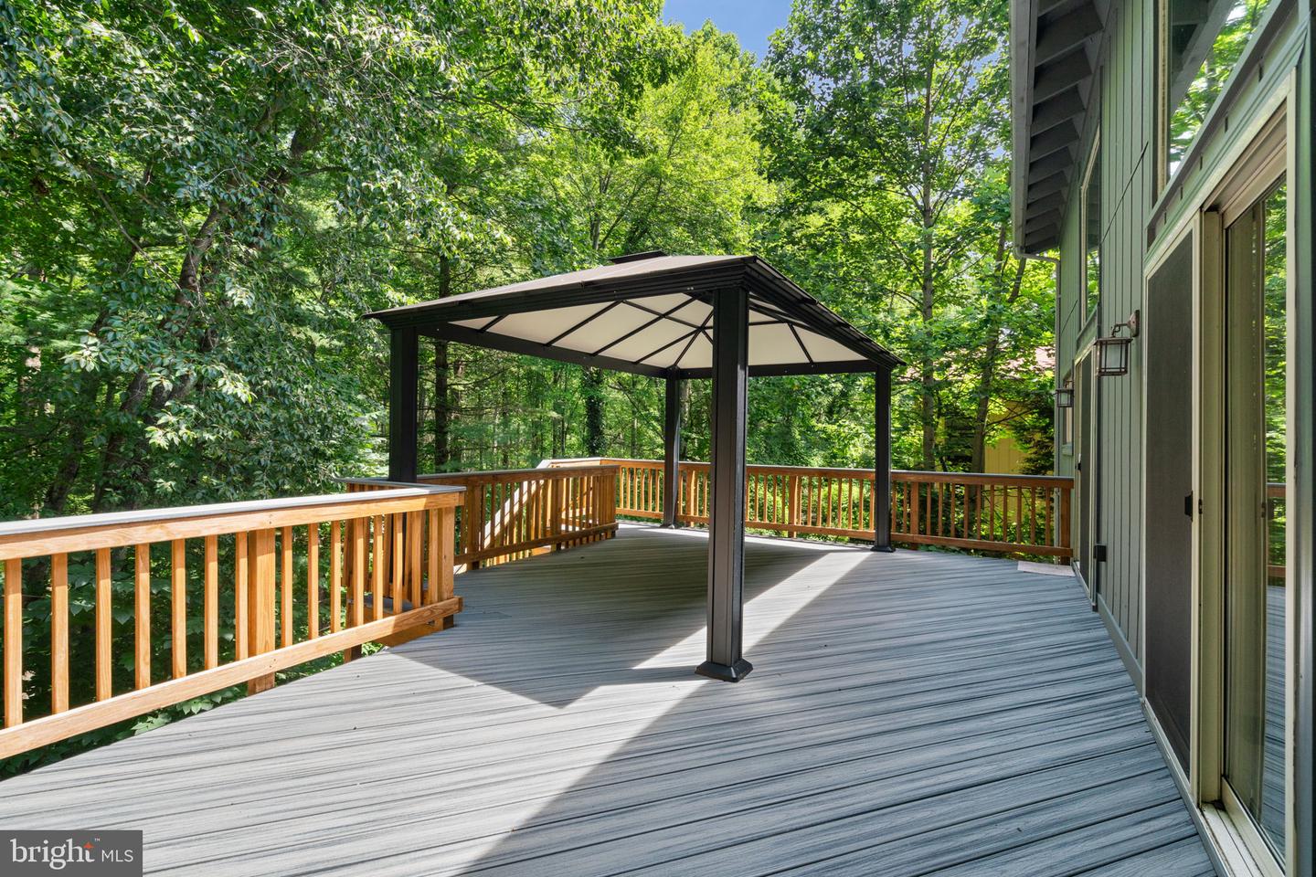 12302 MULBERRY CT, WOODBRIDGE, Virginia 22192, 4 Bedrooms Bedrooms, ,3 BathroomsBathrooms,Residential,For sale,12302 MULBERRY CT,VAPW2099990 MLS # VAPW2099990